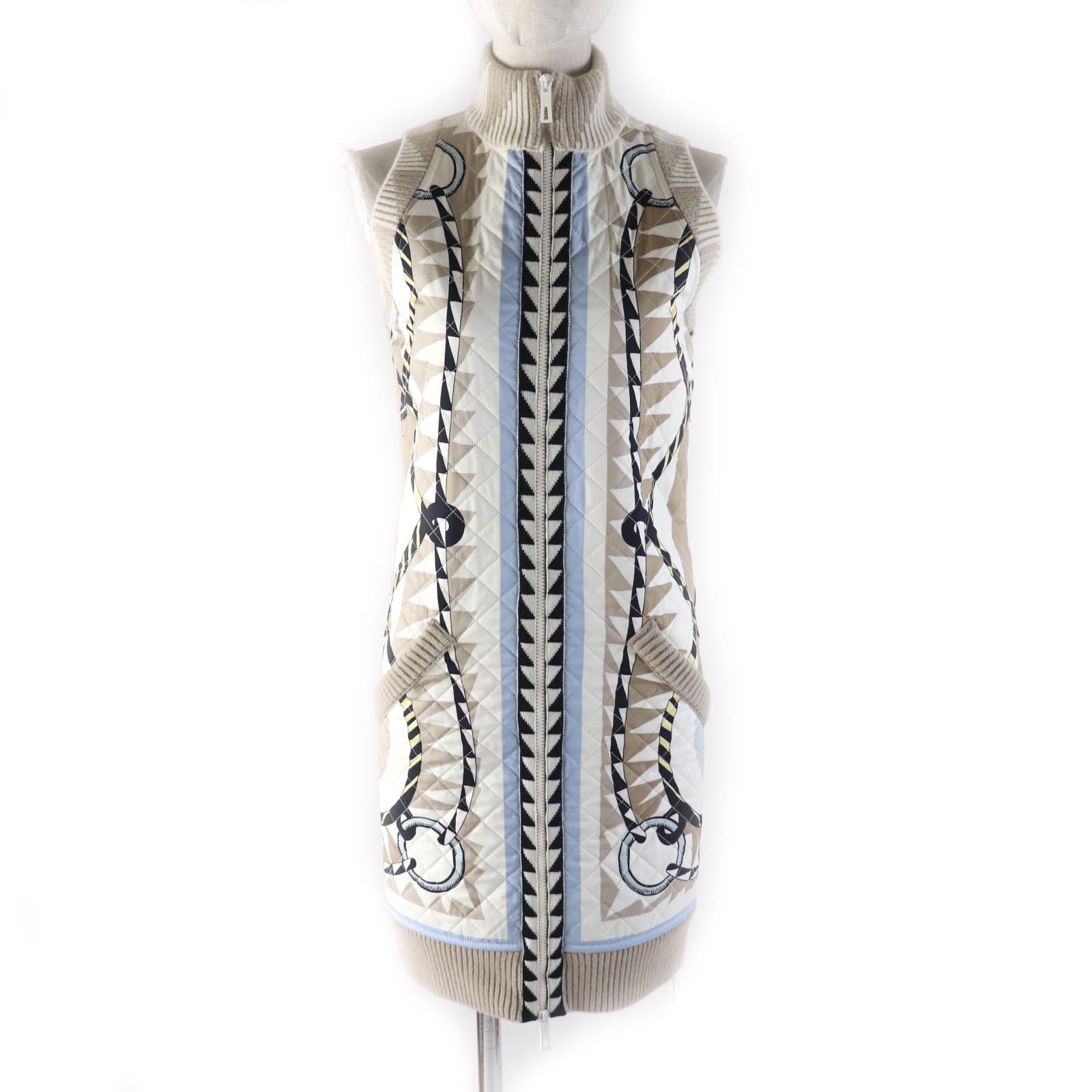 Vest Outer: Silk, Part: Wool, Part: Cashmere, Nylon Travel Bag