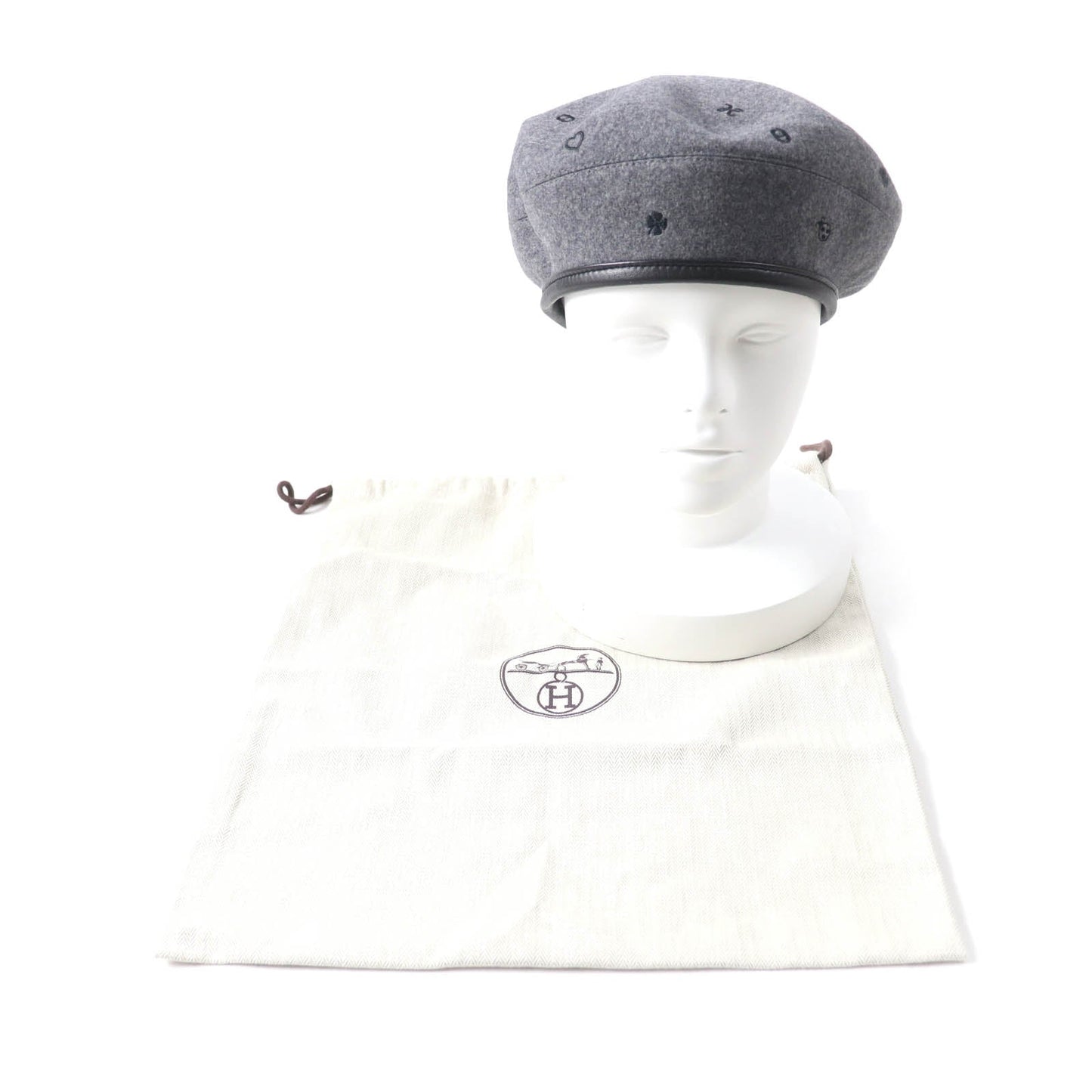 Beret Outer: Cashmere, Part: Sheepskin, Part: Polyester, Travel Bag