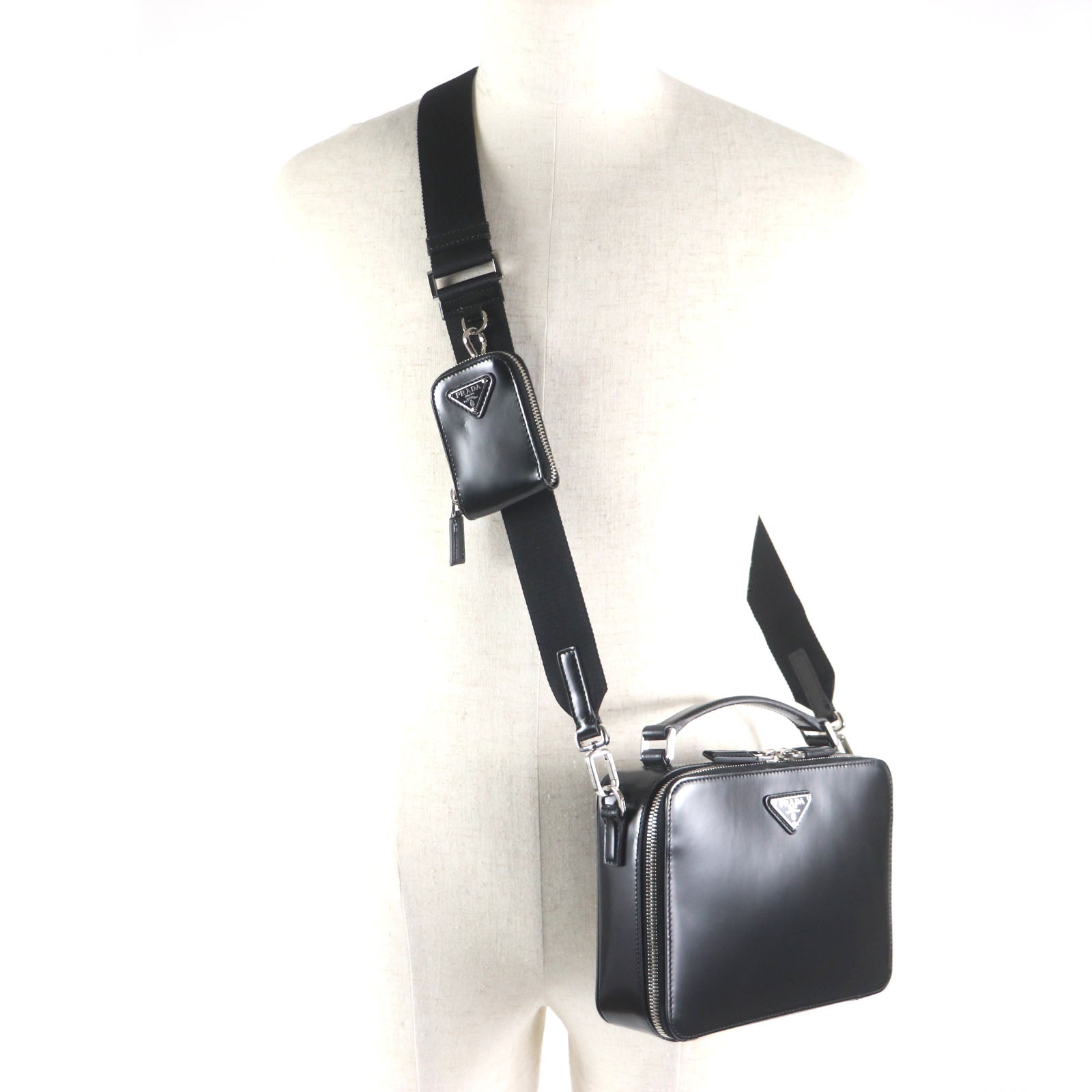 Shoulder Bag Brushed Brick Leather Black