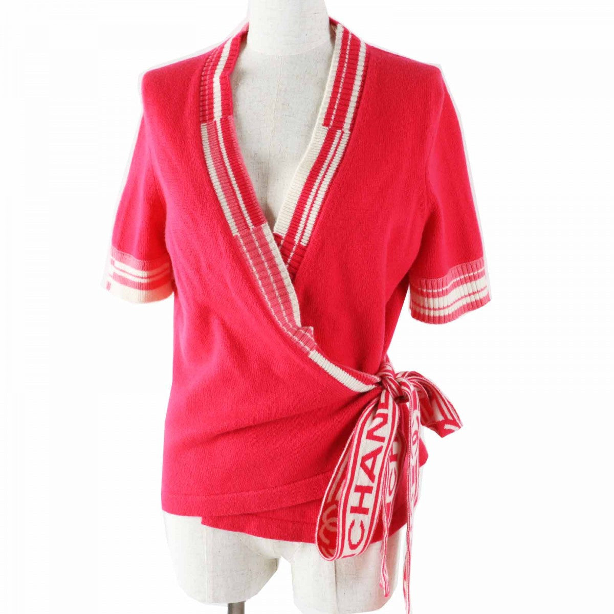 Chanel cardigan White Red Handbag