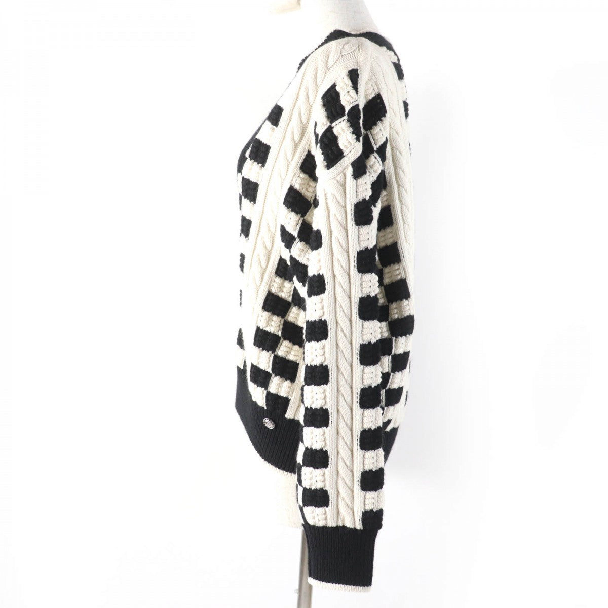 Chanel knit Black White Handbag 2