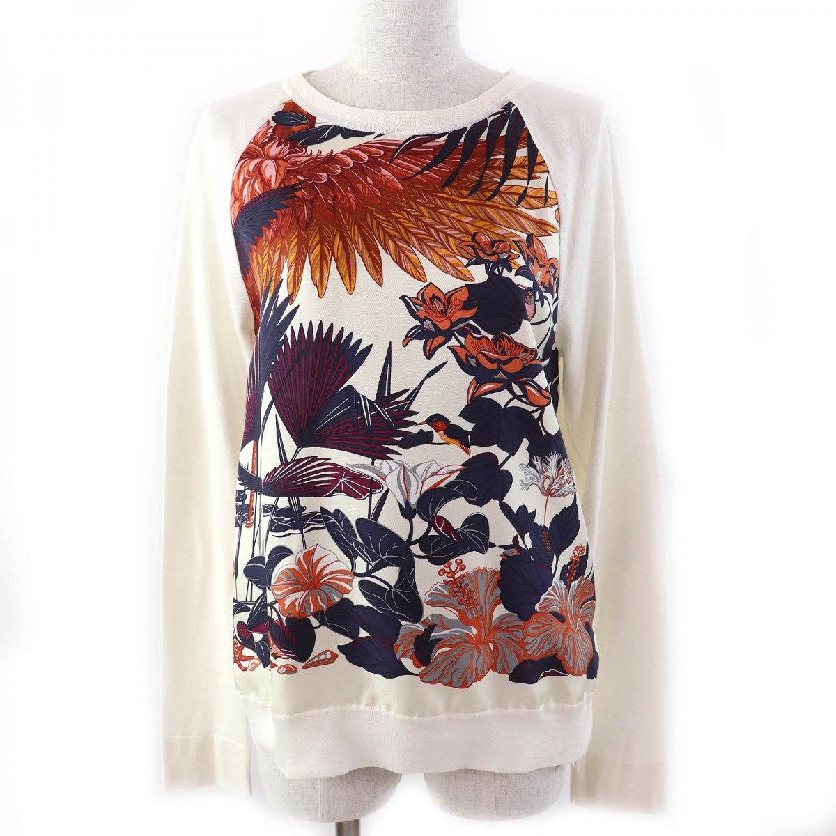 Knit Outer: Silk, Main: Cotton, Main: Silk White Travel Bag