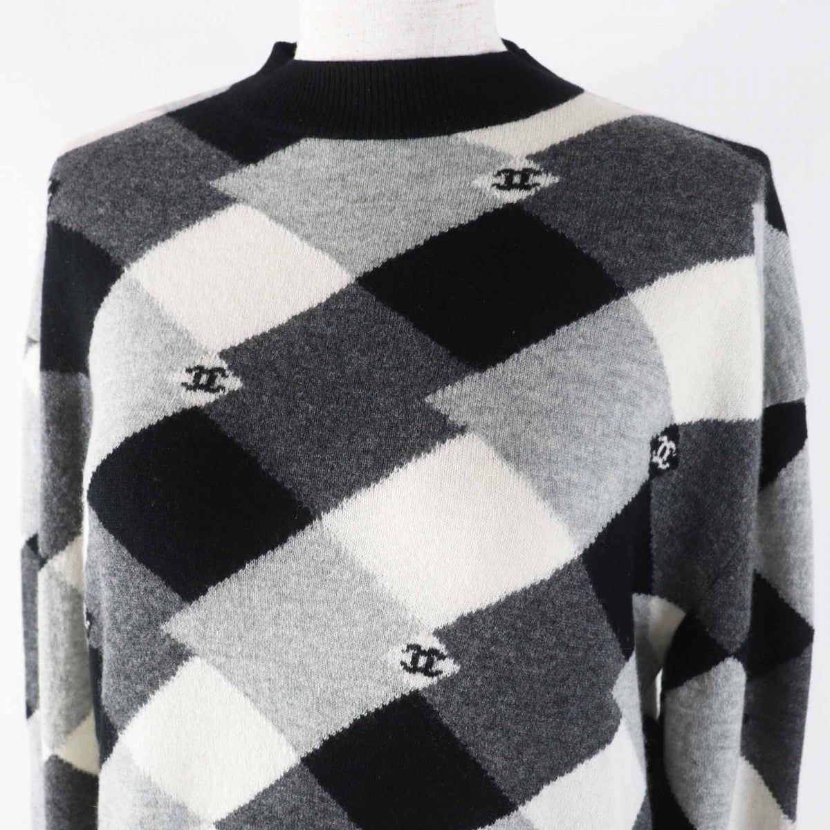 Chanel knit part 90 cashmere part 10 Black White Gray Handbag