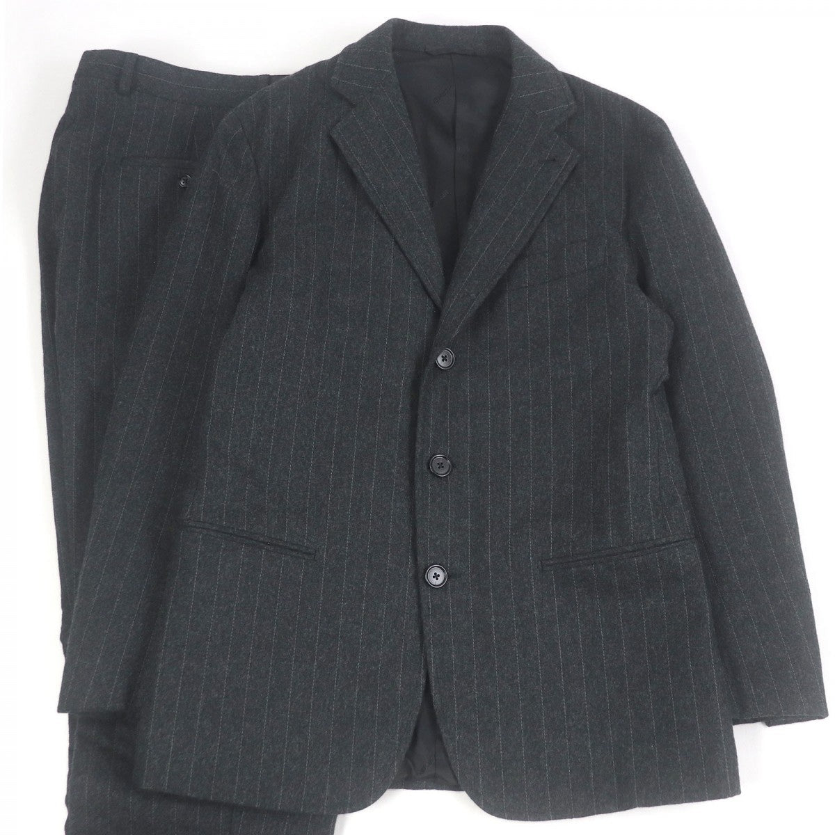 Suit Main: Wool, Lining: Cupra, Filling: Polyethylene, Nylon Travel Bag