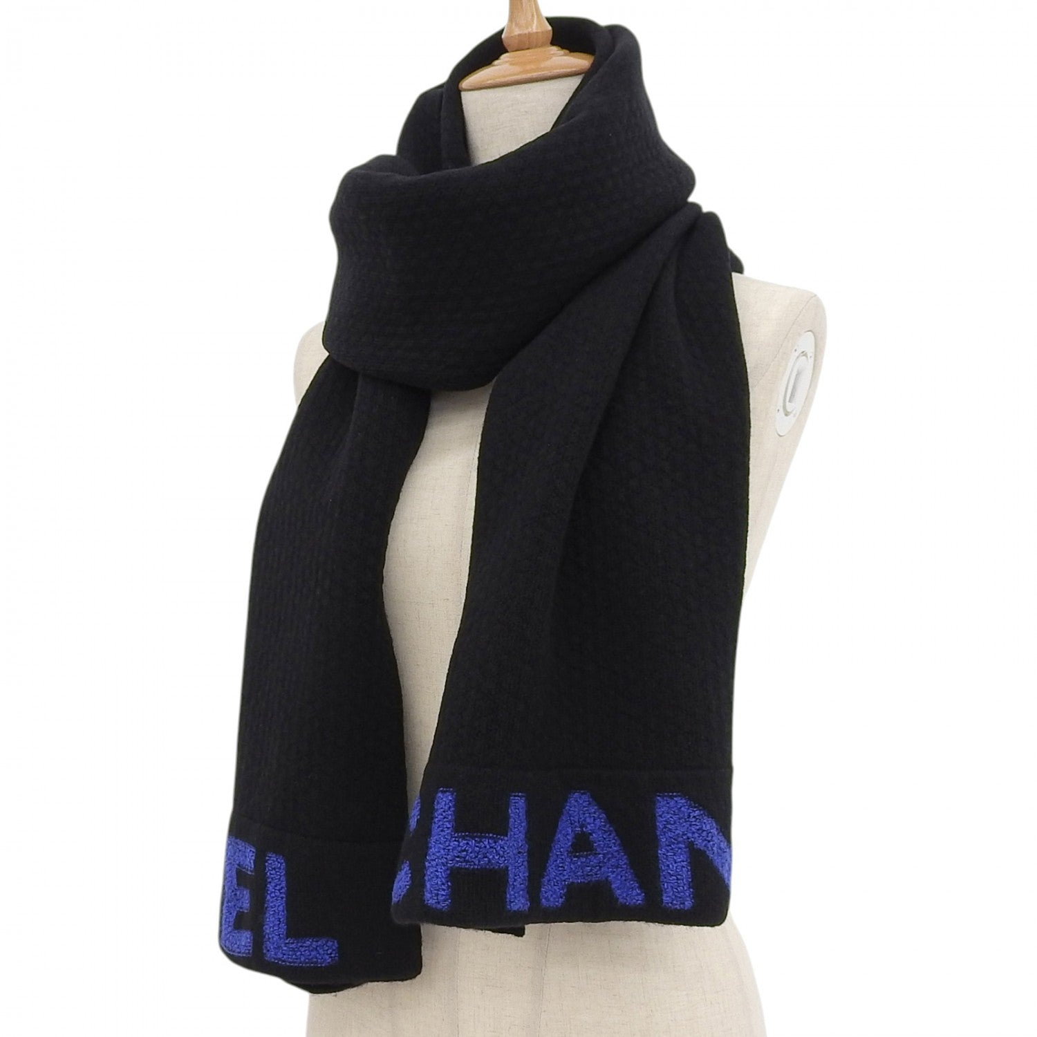 Chanel Scarf 20B wool Black