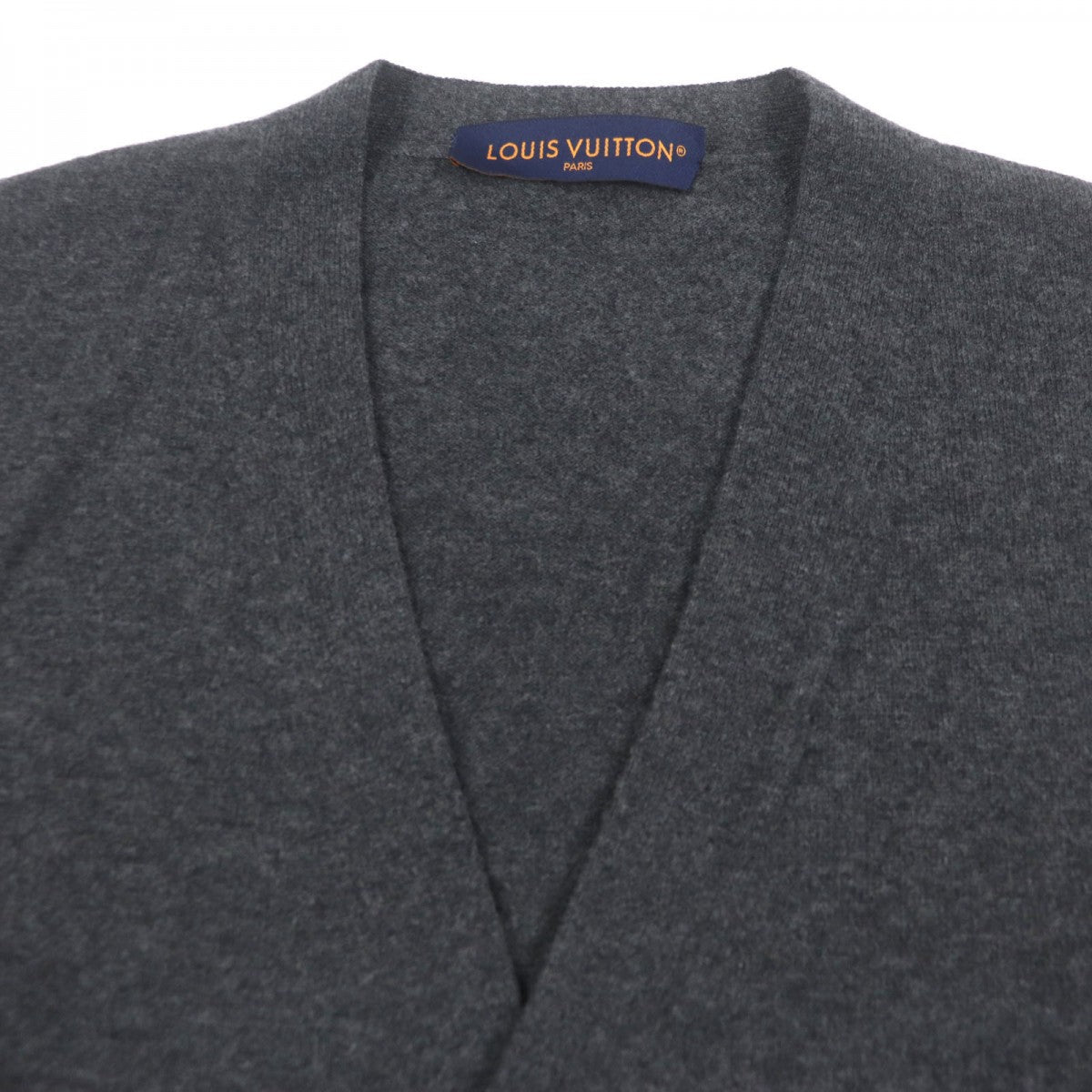 Louis Vuitton cardigan 1AATLY L Wool Gray Apparel