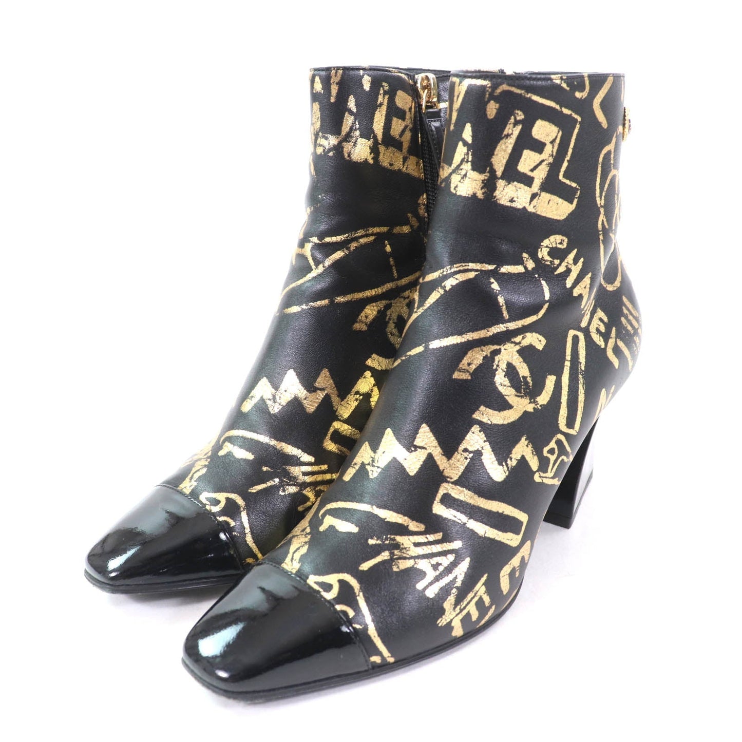 Chanel G35073 Leather Boots