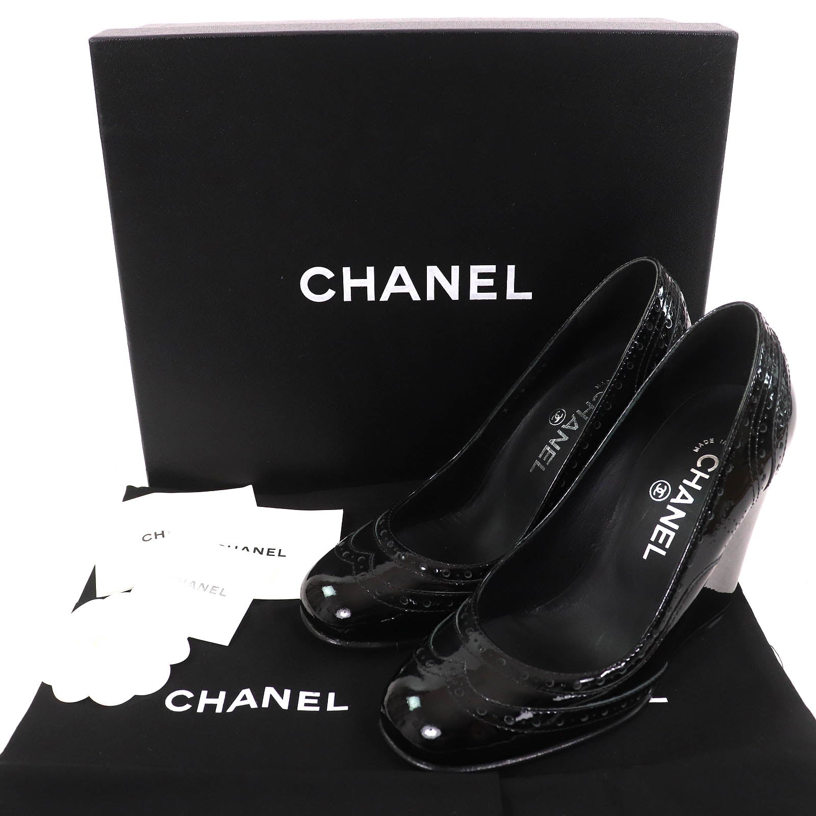 Chanel G31216 Patent Leather Pumps for Women