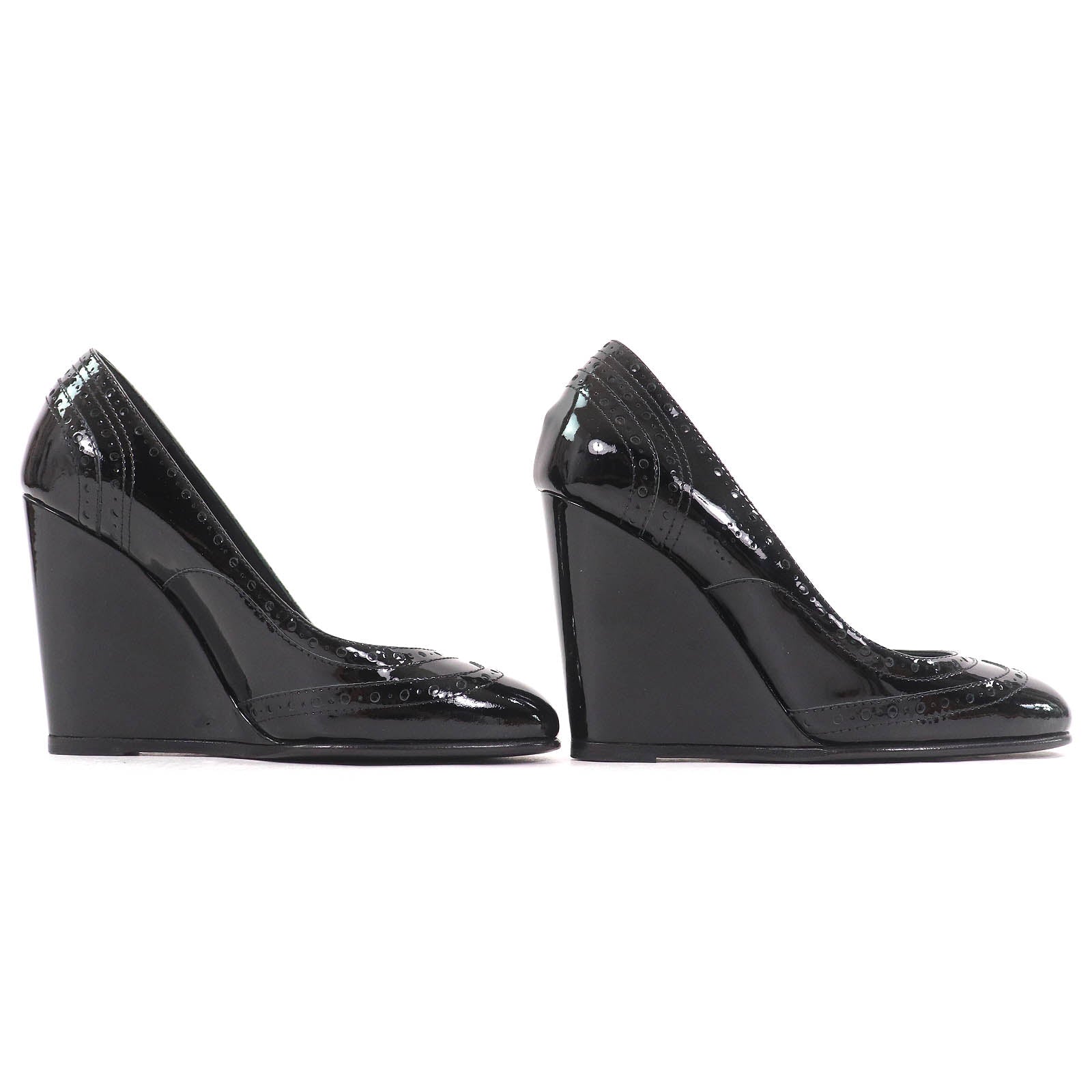 Chanel G31216 Patent Leather Pumps