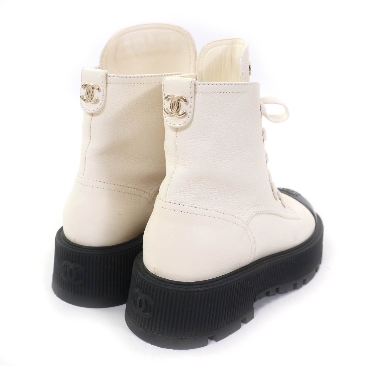 Chanel G45124 Leather Boots