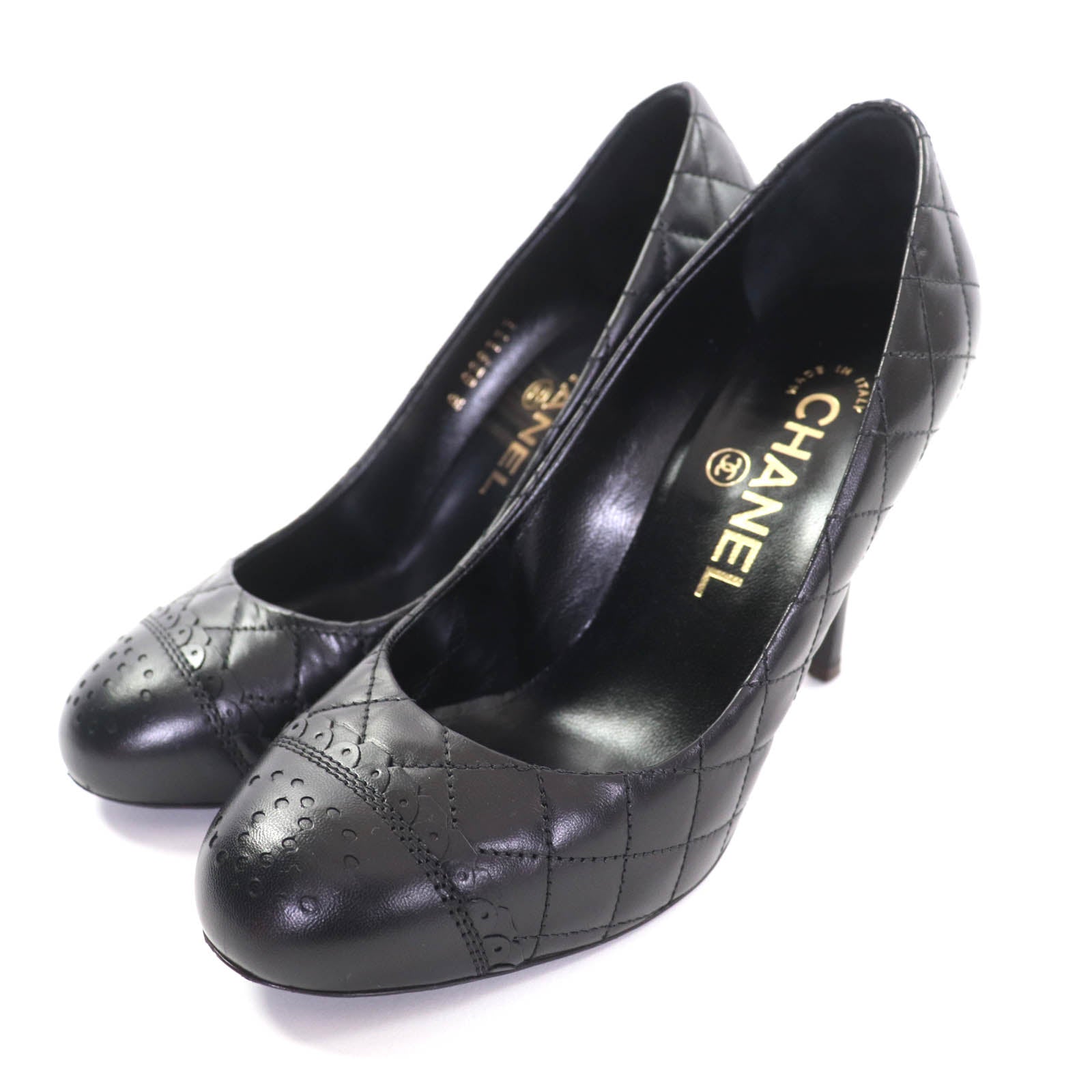 Chanel G29111 Leather Pumps