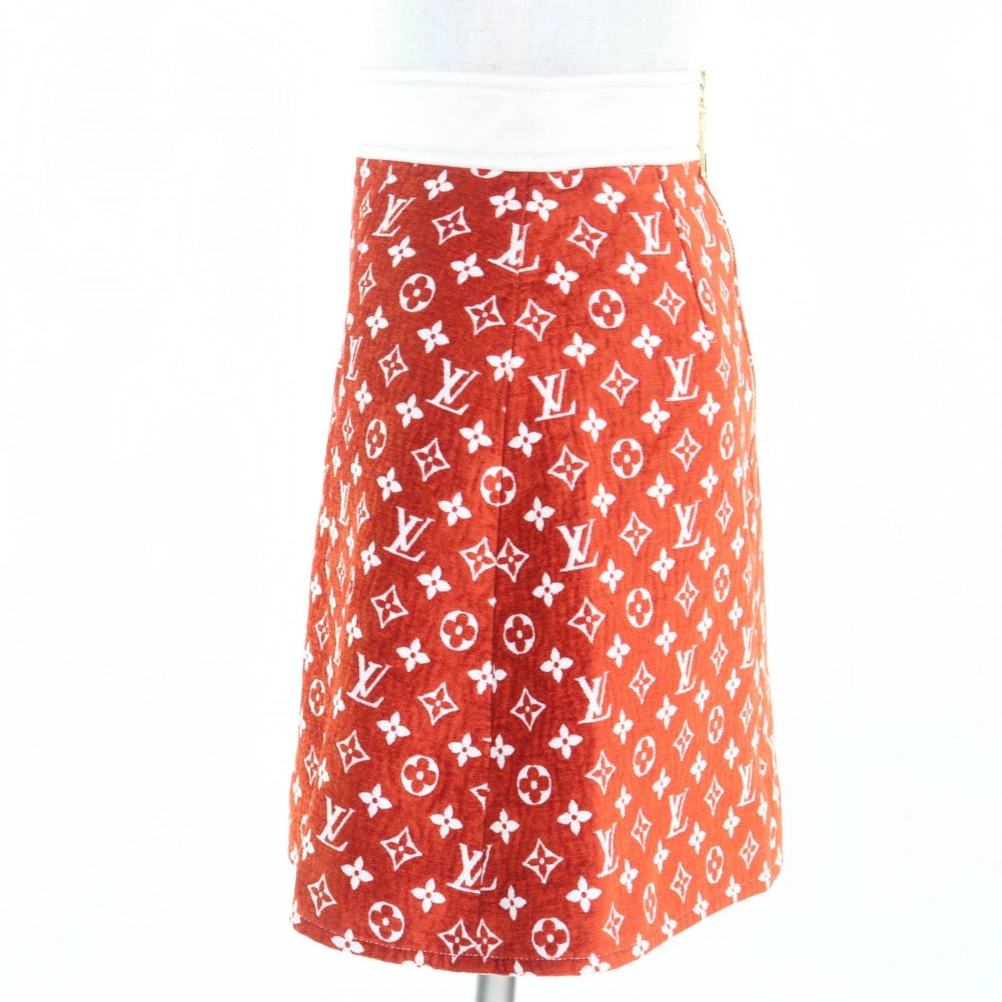 Louis Vuitton FNSK41 Rayon 34 Red Apparel