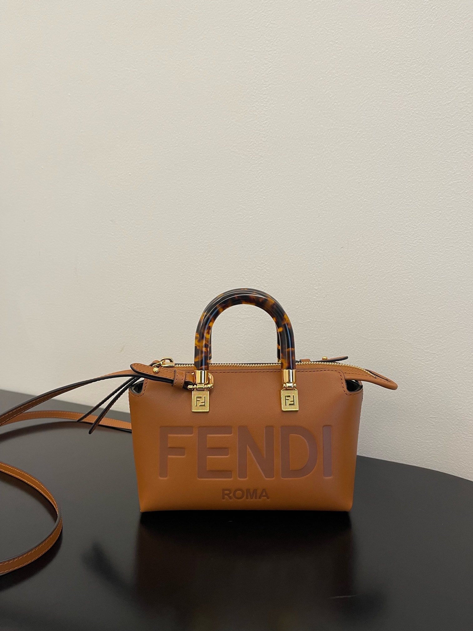 Top QualityTop Quality By Way Brown Mini Bag