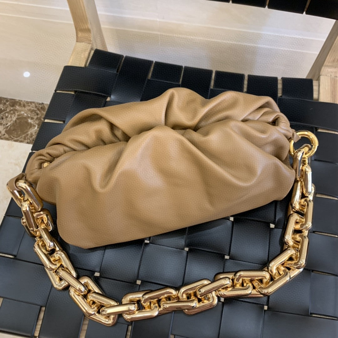 Top Quality Pouch For Women In Camel Chain Travel Bag