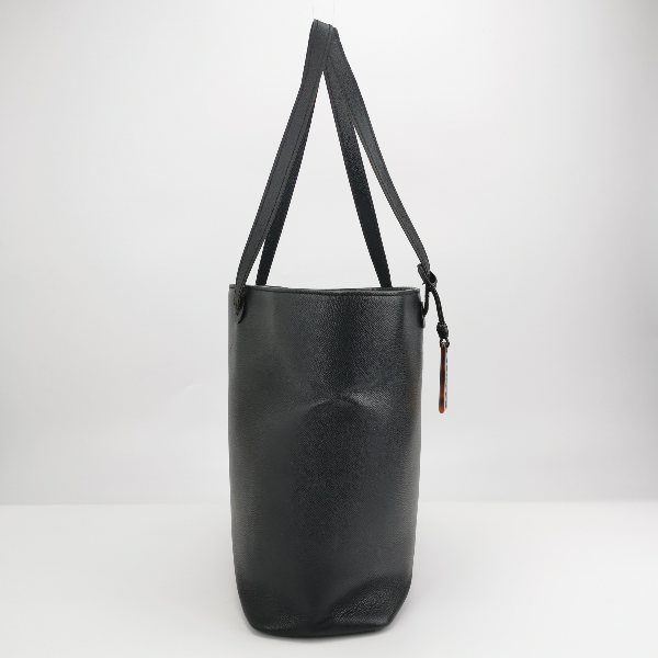 Chanel Black Leather Tote Bag 4