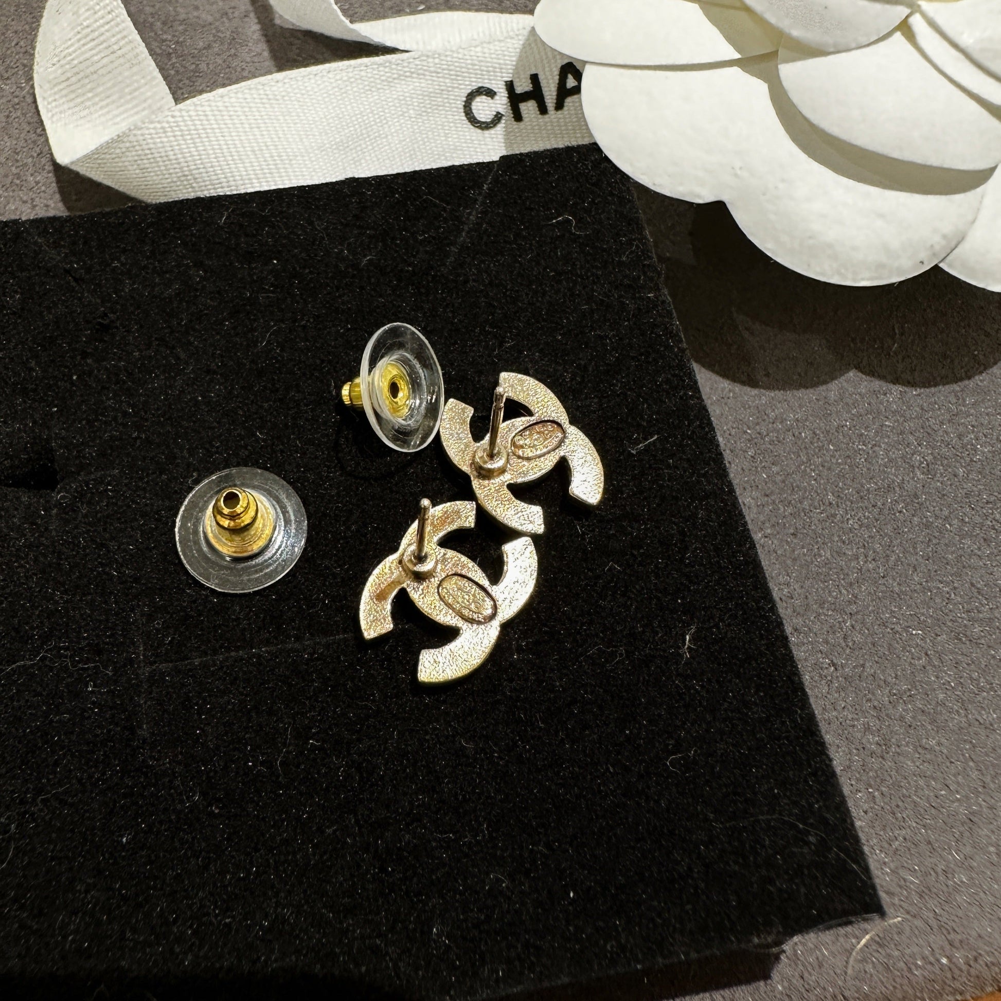 Chanel   earrings