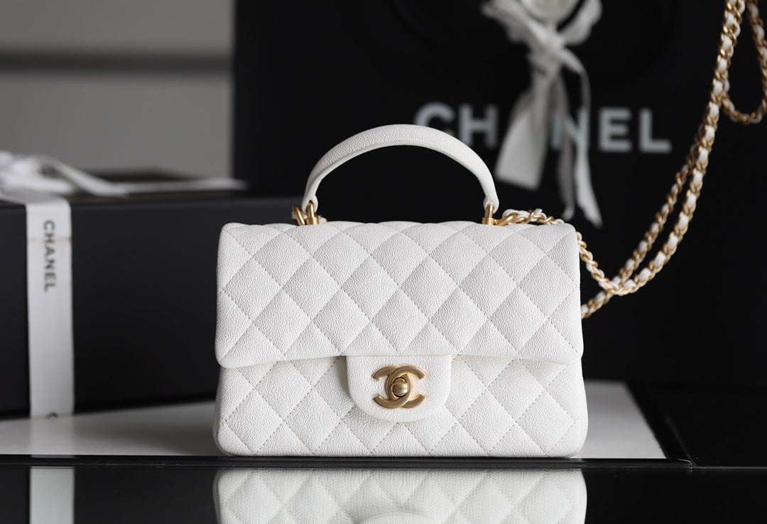 CHLMini Flapbag 7.8in 20cm White Top Handle Mini Bag