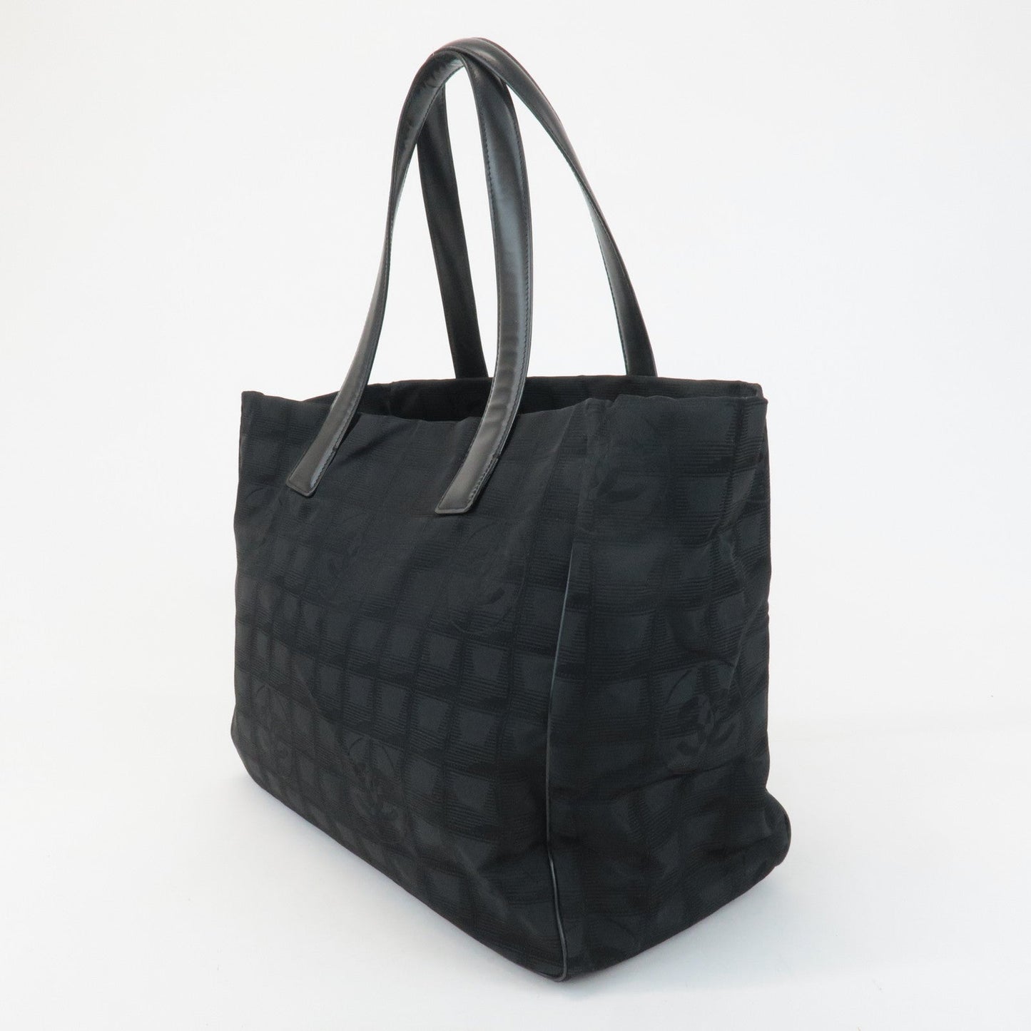 CHANEL New Travel Line Nylon Jacquard Leather Tote Bag A15991
