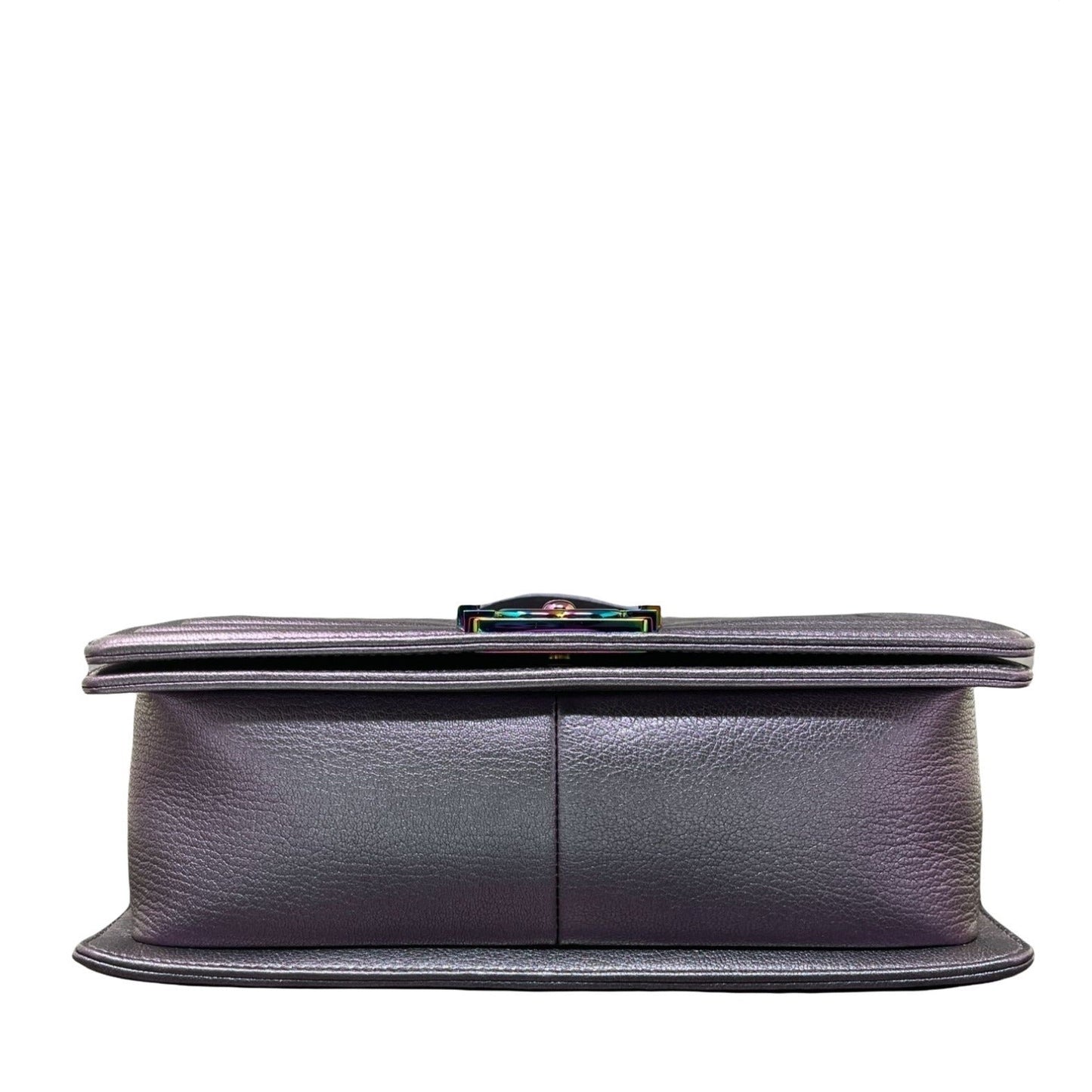 Chanel Chanel Boy New Bag Quilted Iridescent Goatskin Old Medium - Purple