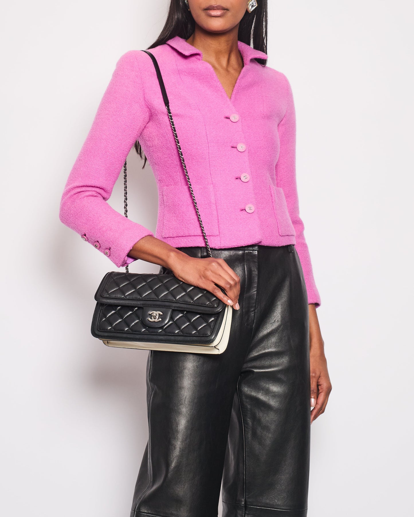 Chanel 96/P   Lilac Wool Cropped Jacket with Silver CC Logo Buttons Size FR 34 (UK 6)