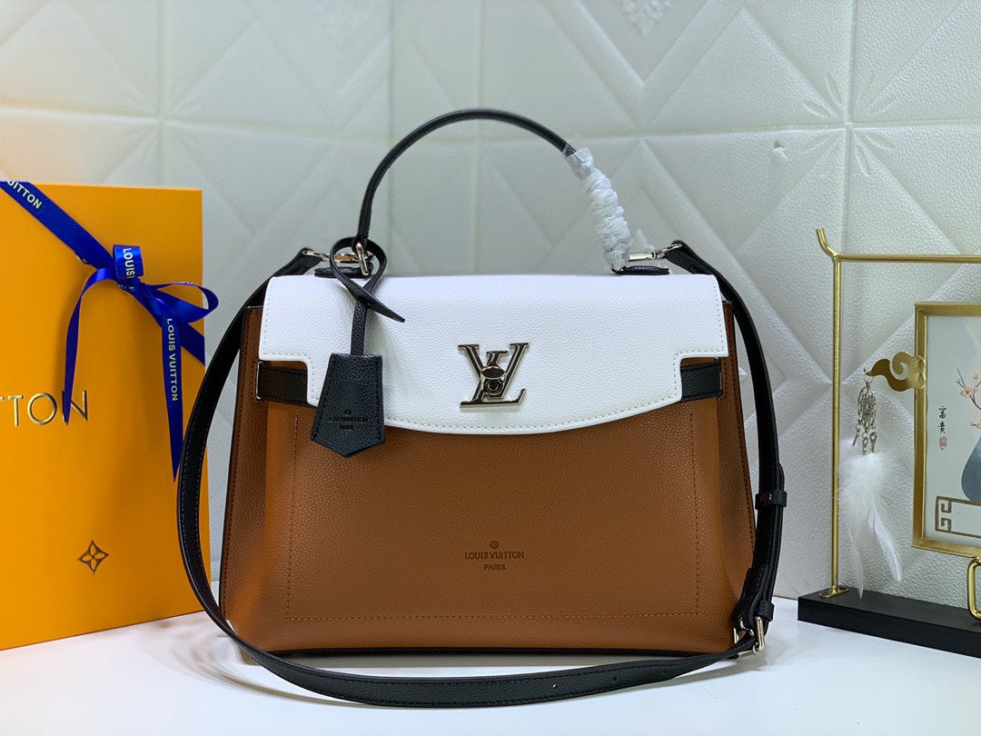 EN - Luxury LUV 745 Travel Bag