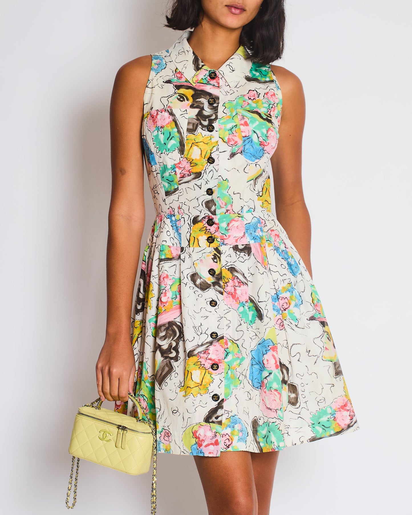 Chanel Spring 1995 White Floral Printed Sleeveless Button-Down Mini Dress with CC Logo Buttons and Collared Neckline Detail Size FR 38 (UK 10)