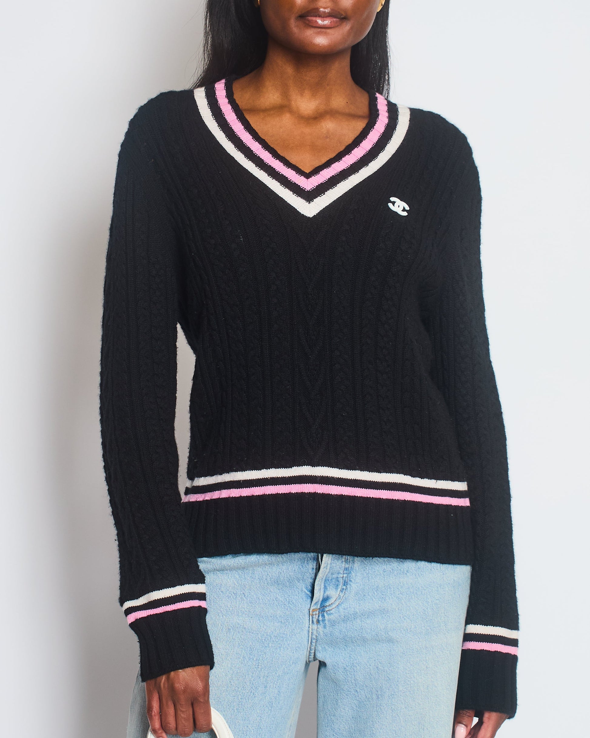 Chanel 23/P Black Cable-Knit V-Neck Long Sleeve Jumper With Pink And White Stripe Detail And Cc Logo Size Fr 40 (Uk 12) Bag