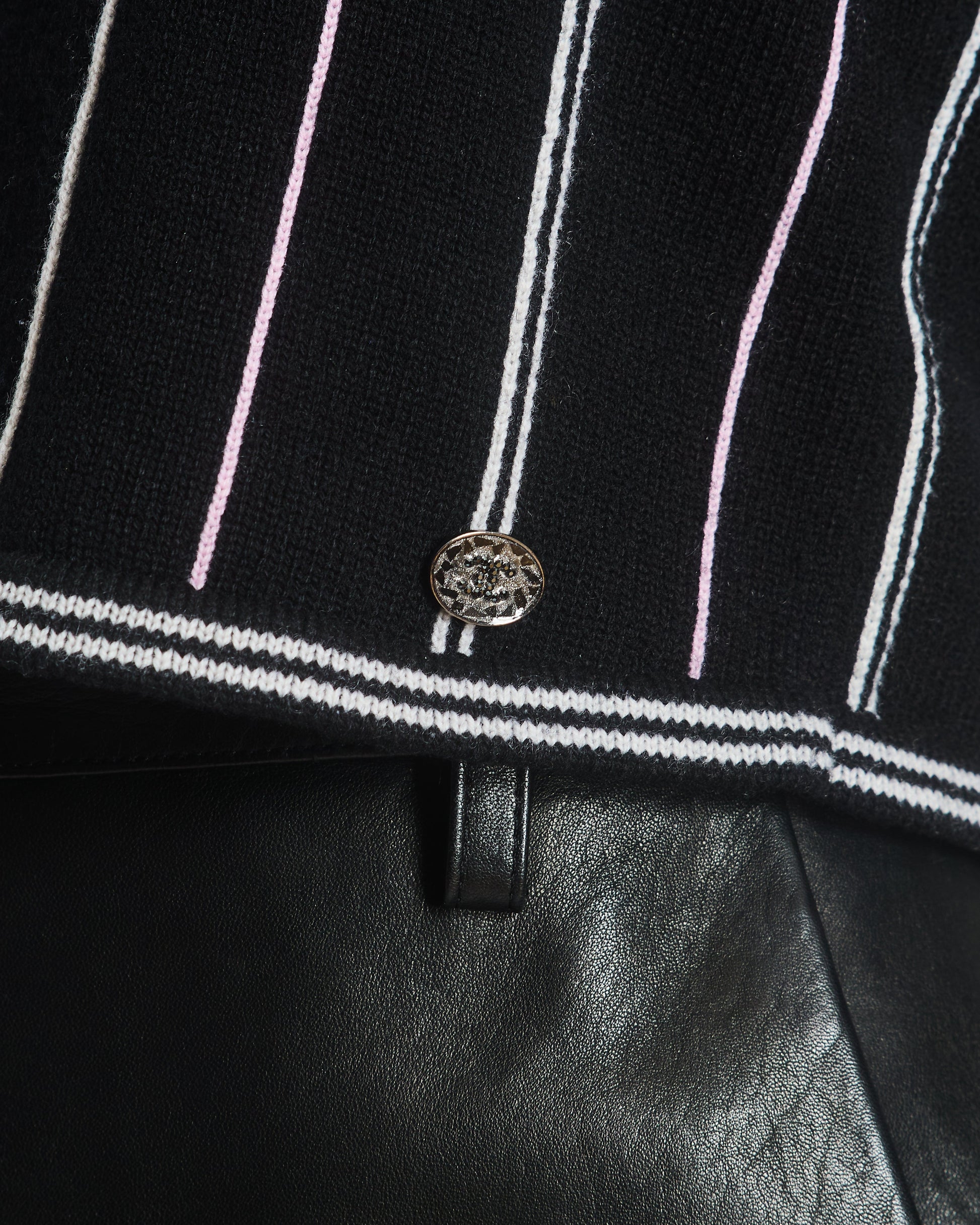 Chanel 23/P Black Knitted Vest Top With White & Light Pink Stripes Detail Size Fr 38 (Uk 10) Bag