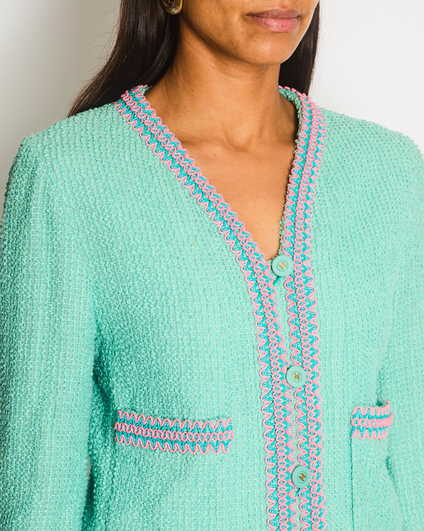 Chanel 1997   Mint Green & Pink Tweed Jacket and Skirt Set with Contrasting Stitching Details Size FR 38 (UK 10)