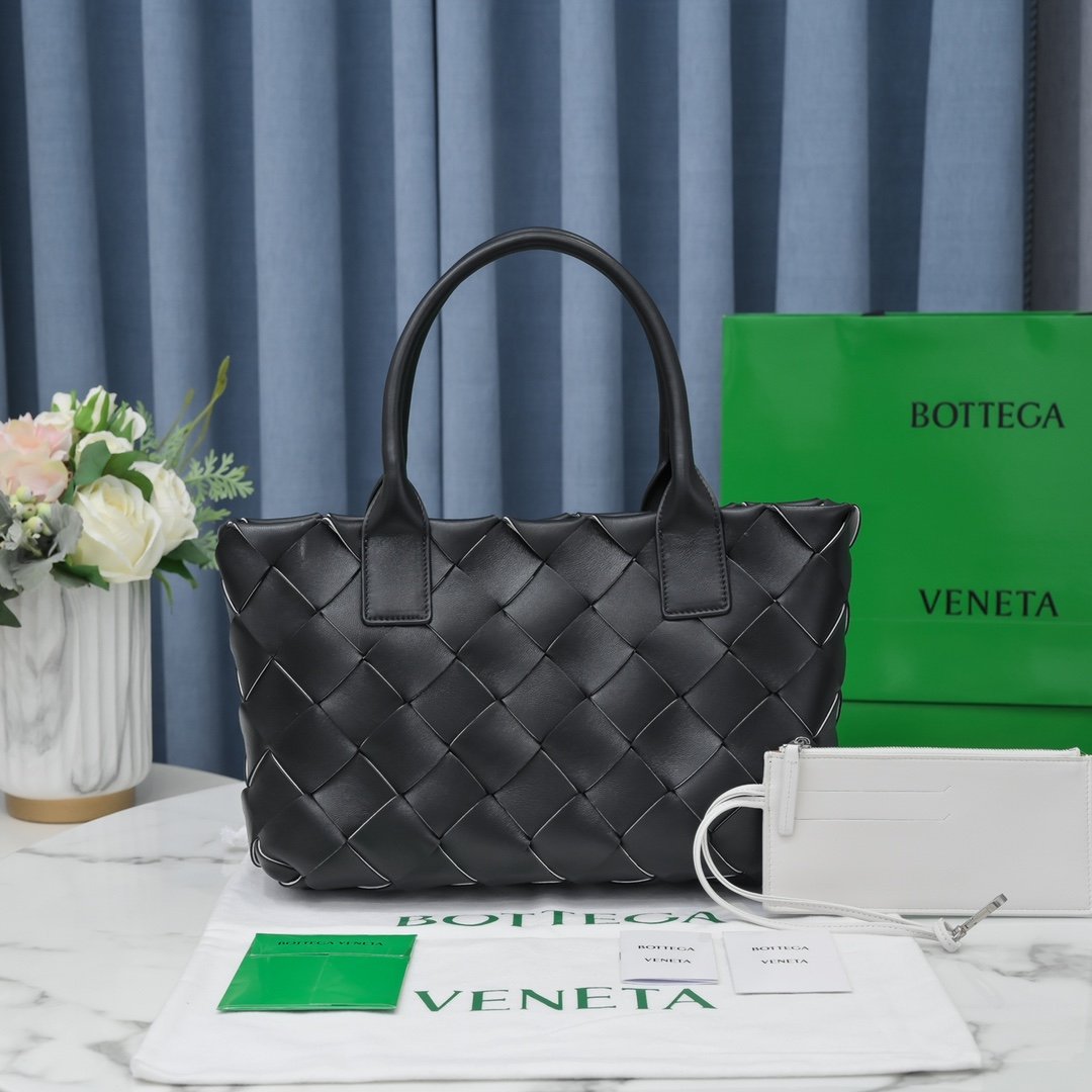 Top Quality Braided Maxi Cava Tote Bag Black
