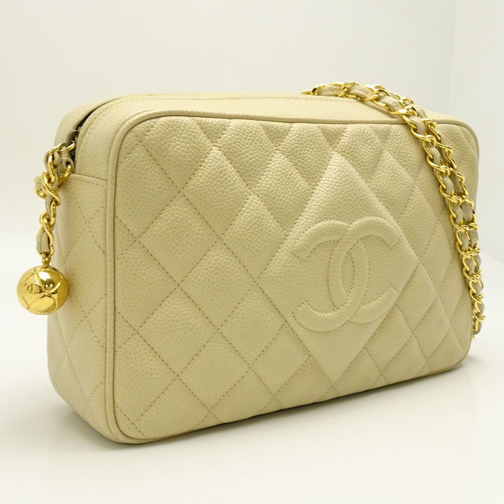 Chanel Shoulder Bag Diagonal Caviar Skin Ivory Matelasse Chain