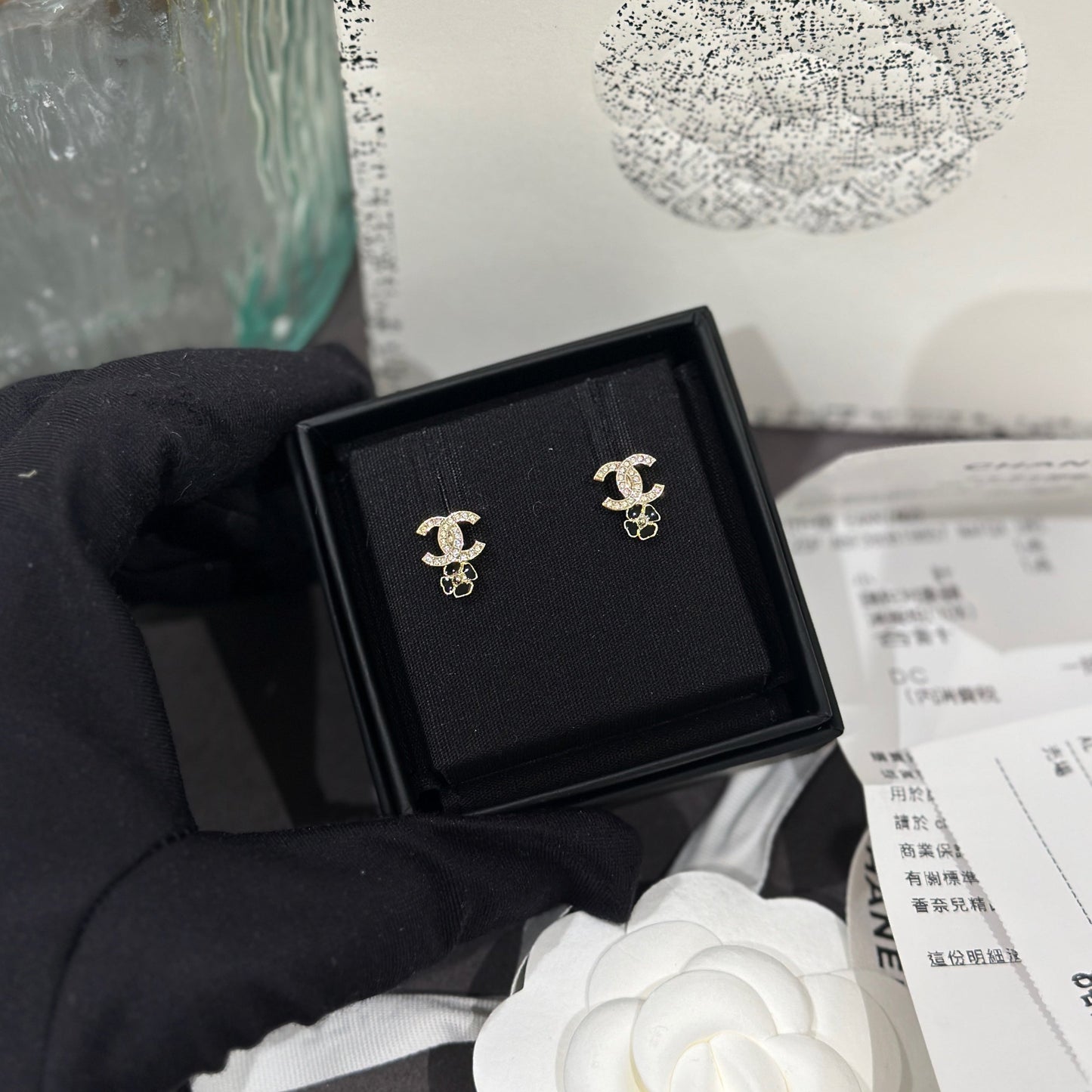 Chanel 25P earrings