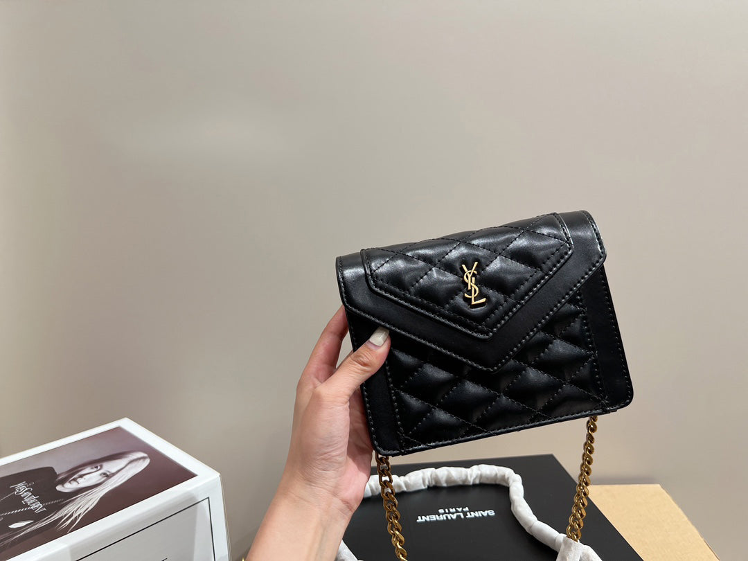 EN - Luxury SLY 319 Travel Bag