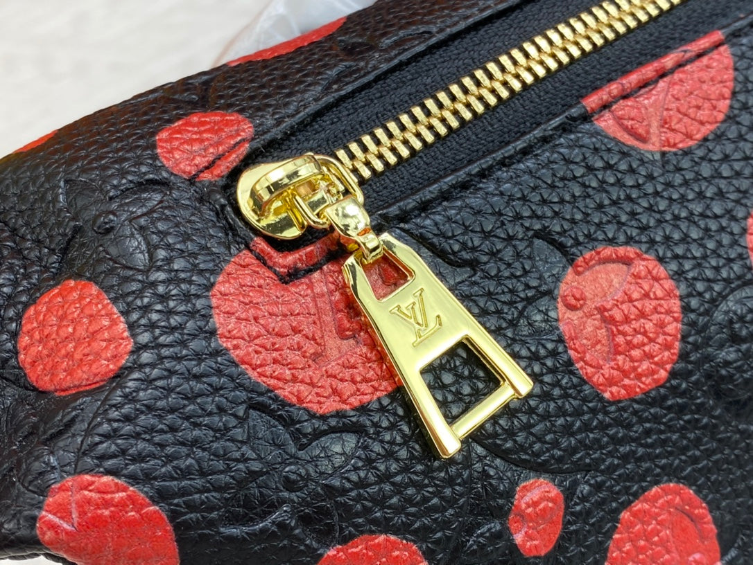 EN - Luxury LUV 831 Travel Bag
