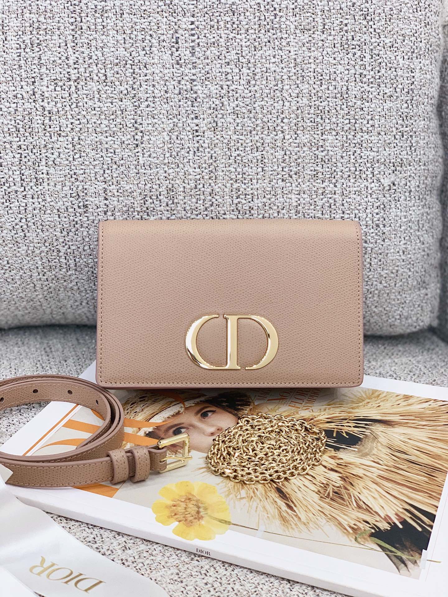 Metop Qualityum Montaigne Pouch Grained Travel Bag