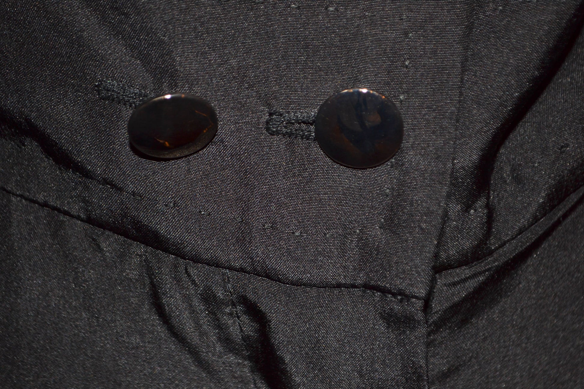 Louis Vuitton Black 100% Silk Capri Pants Size 34