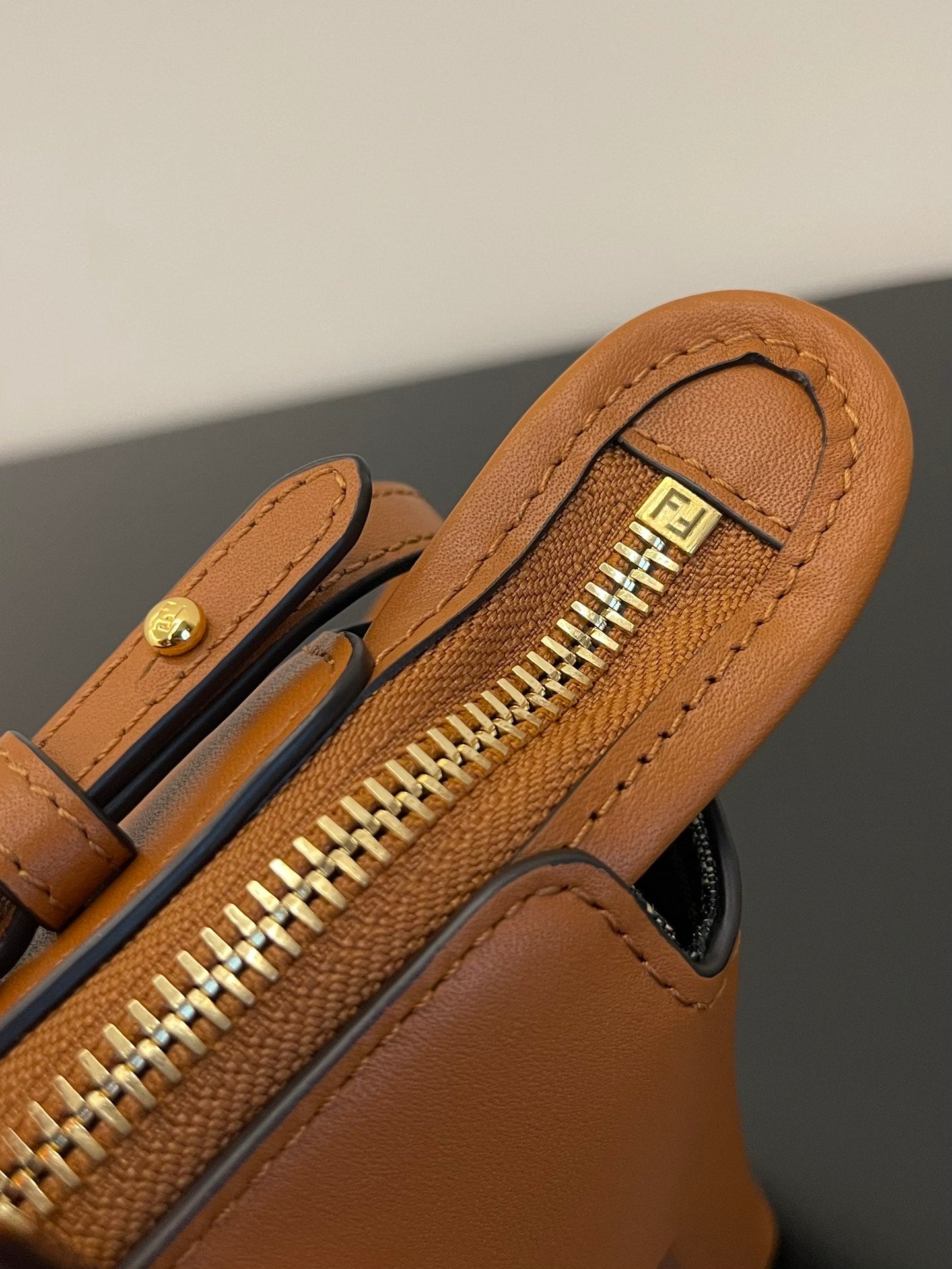 Top QualityTop Quality By Way Brown Mini Bag
