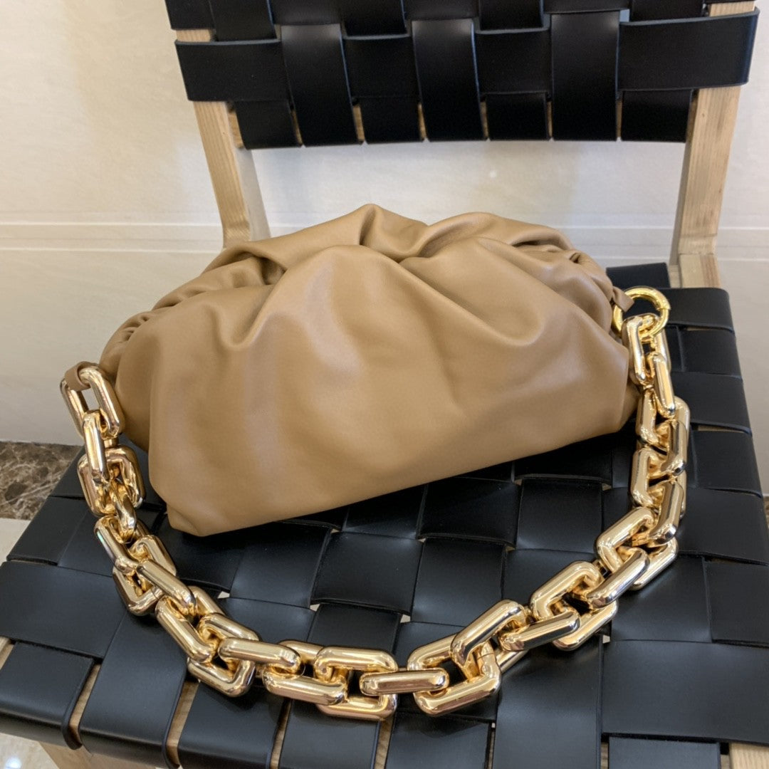 Top Quality Pouch For Women In Camel Chain Travel Bag