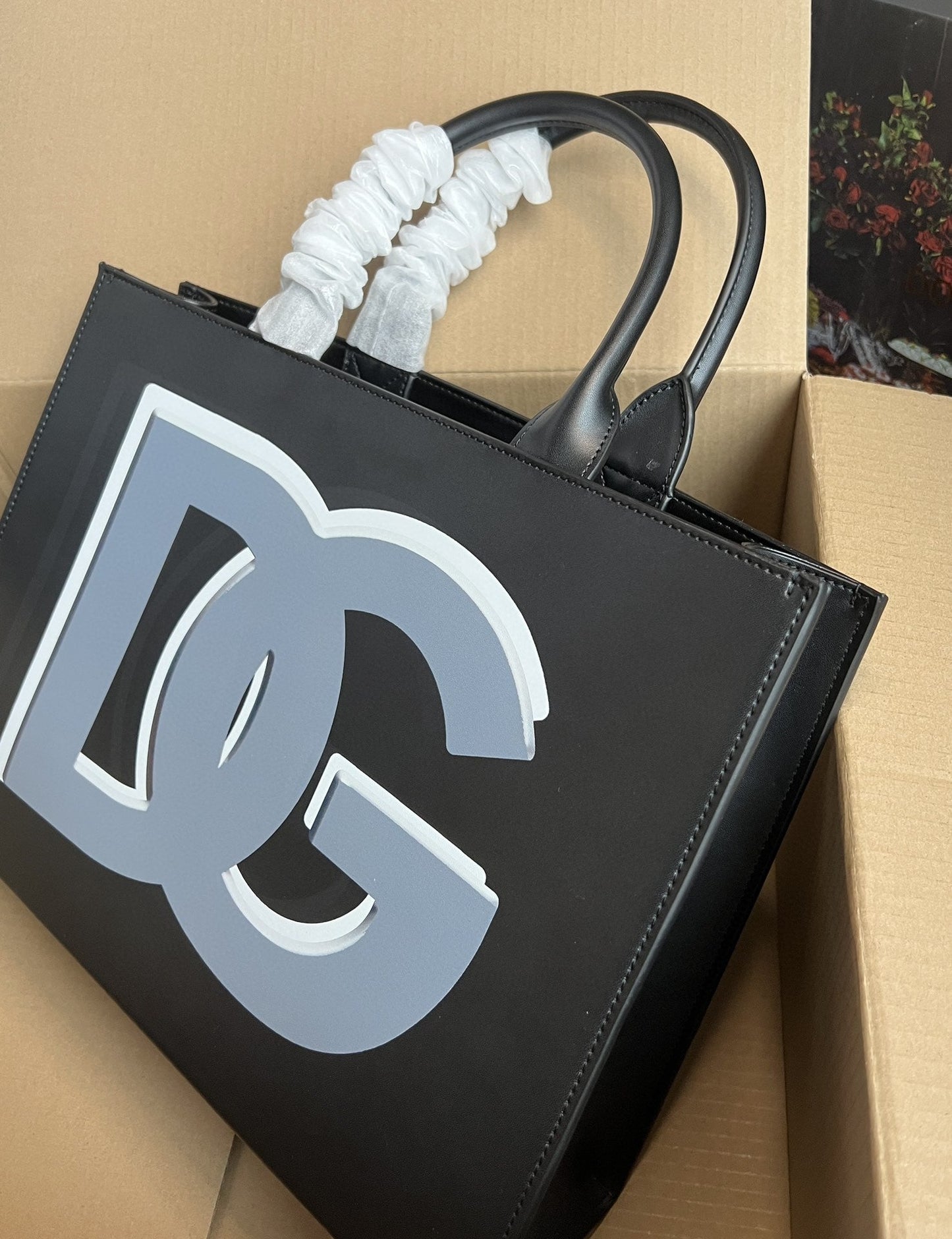 Daily Shopper Print Top Quality7023 Black Small Logo Tote Bag