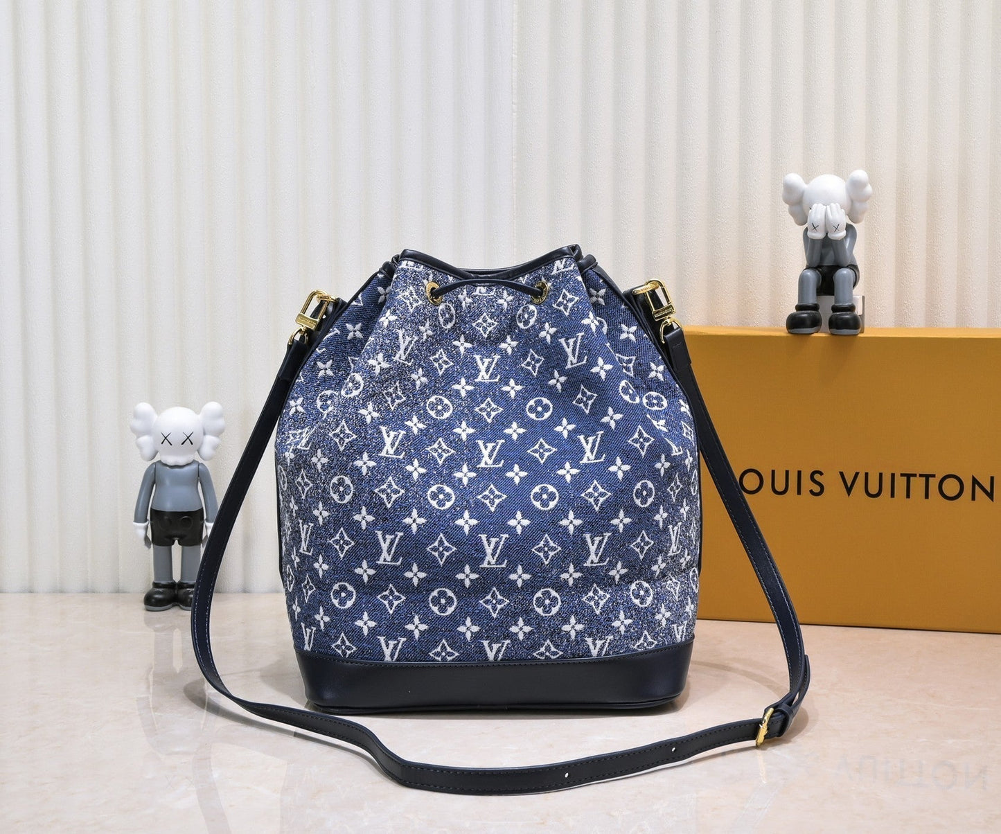 EN - Luxury LUV 875 Travel Bag