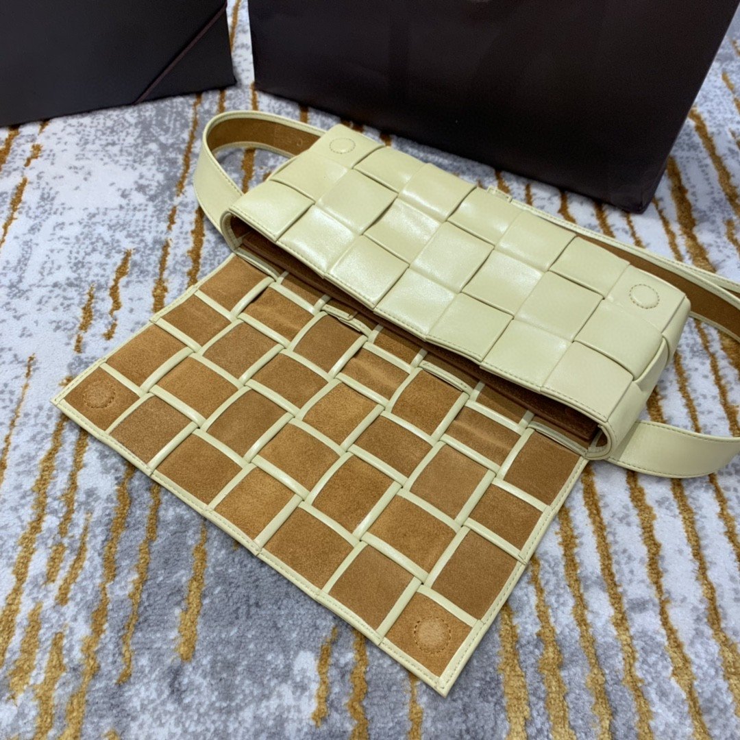 Top Quality Brick Cassette Bag For Women Beige Travel Bag
