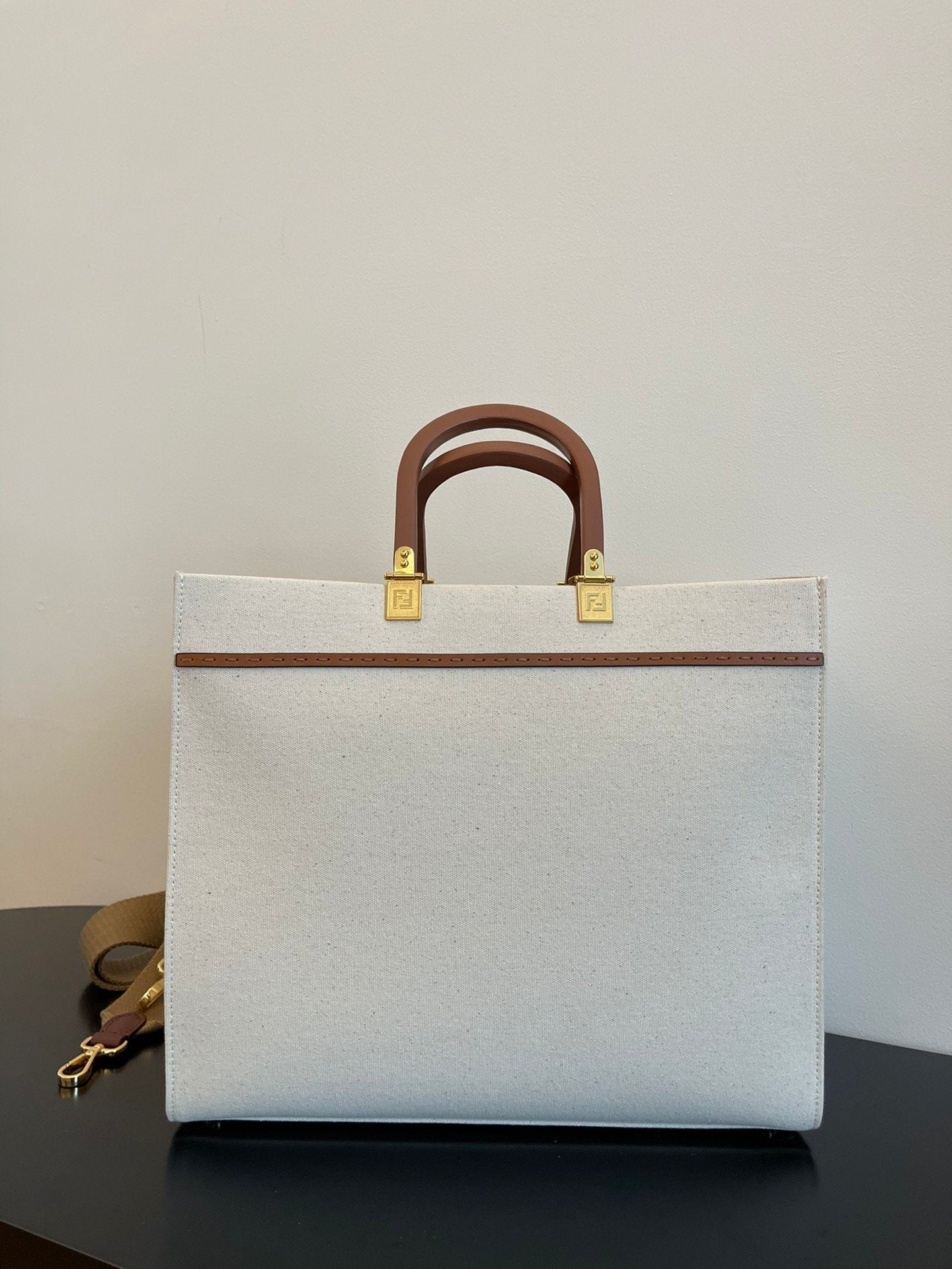 Fendi Sunshine Metop Qualityum Light Ff Canvas Grey Shoulder Bag