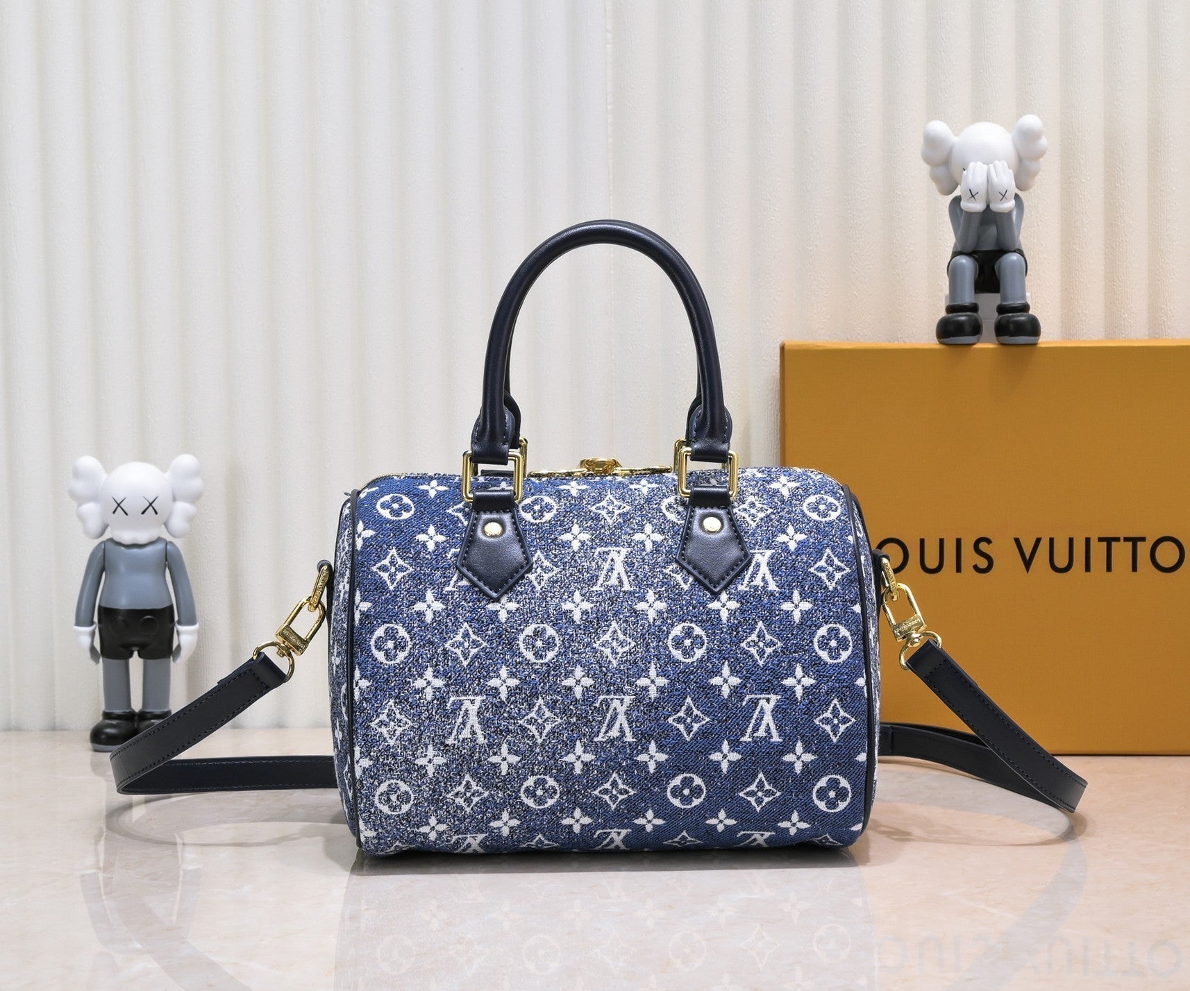 EN - Luxury LUV 876 Travel Bag