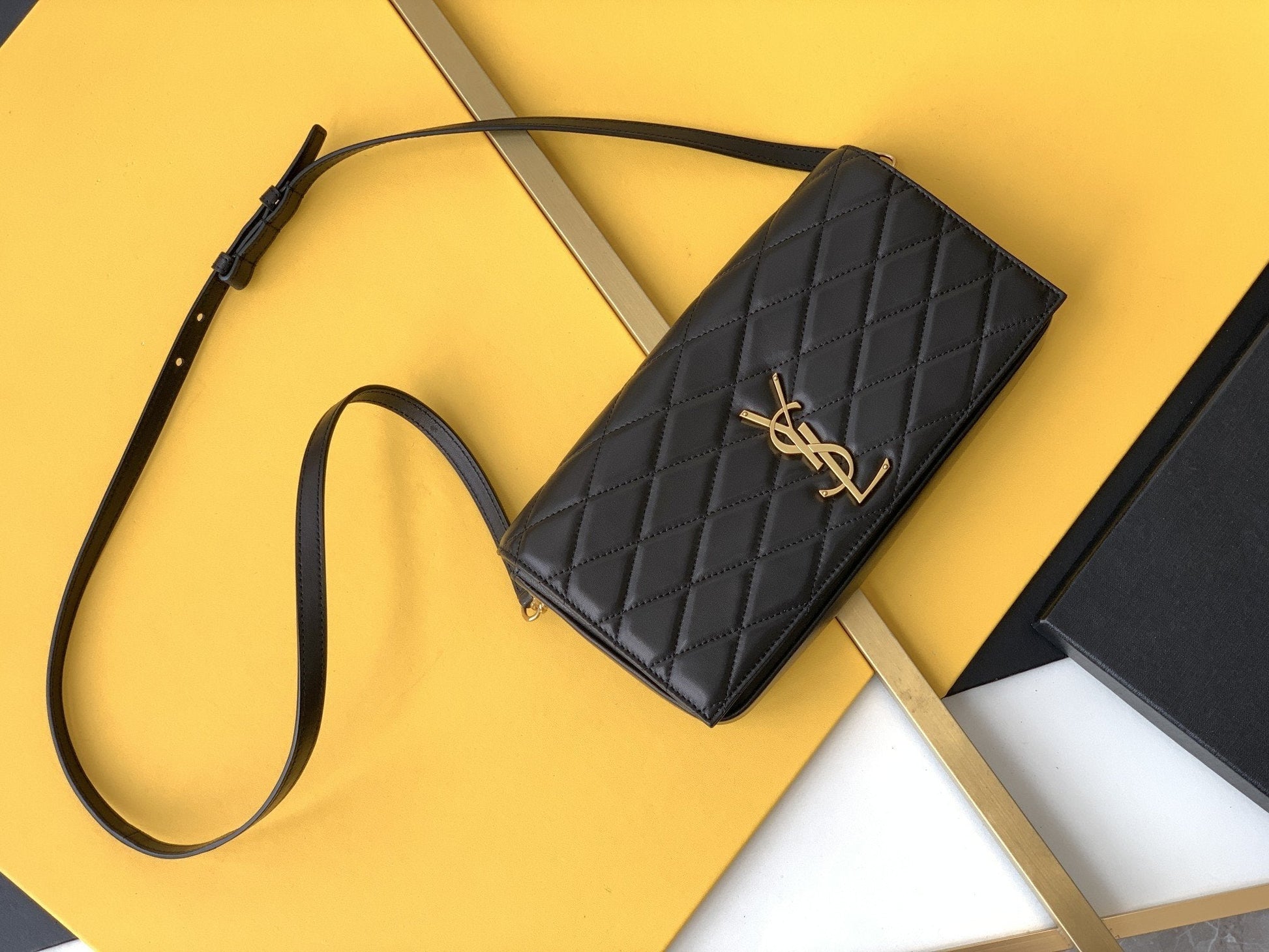 YSL Saint Laurent Kate Handbag Chain Travel Bag