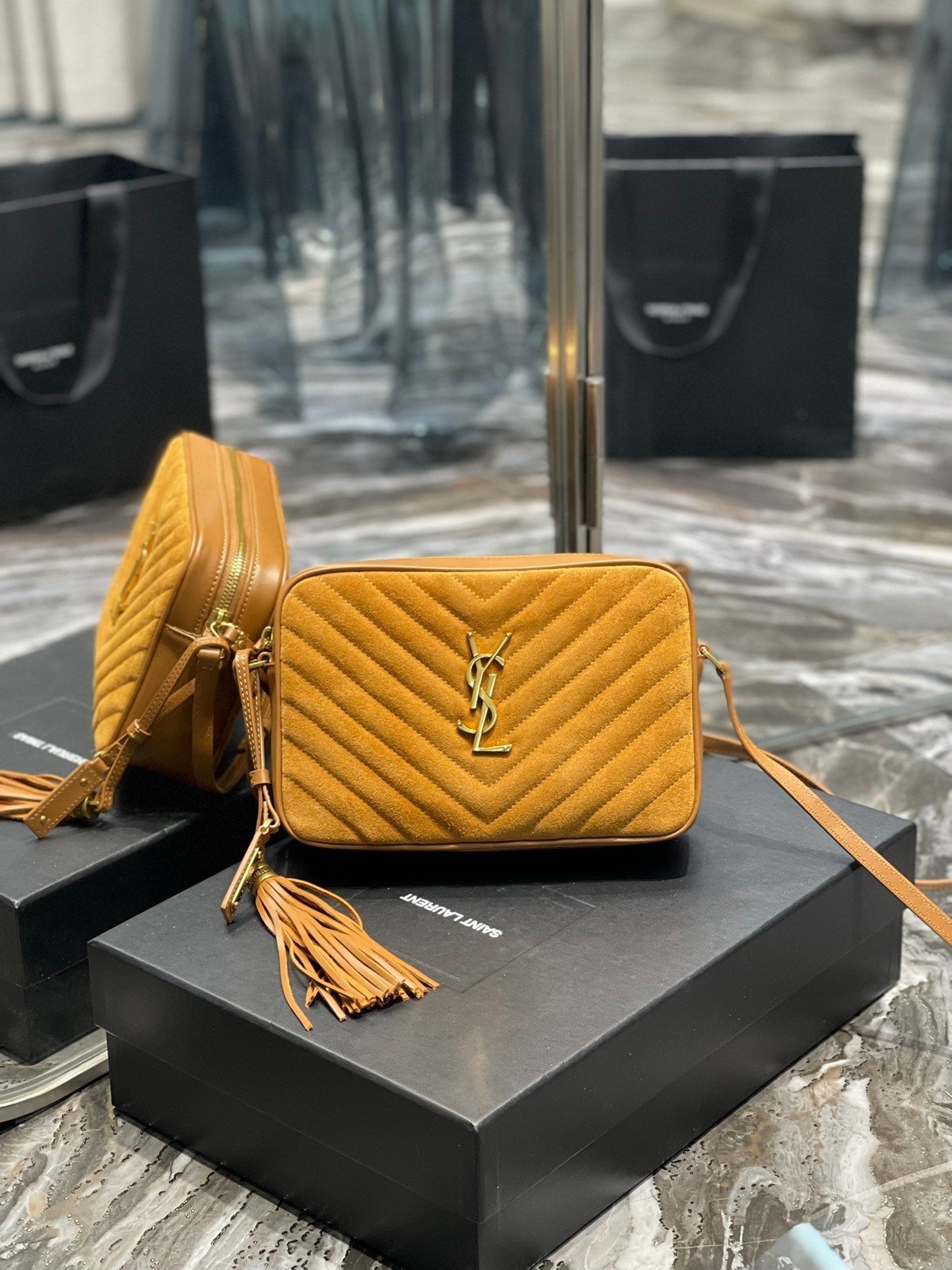 YSL Saint Laurent Lou Crossbody Bag Ysl 6125441S7R77761 9879