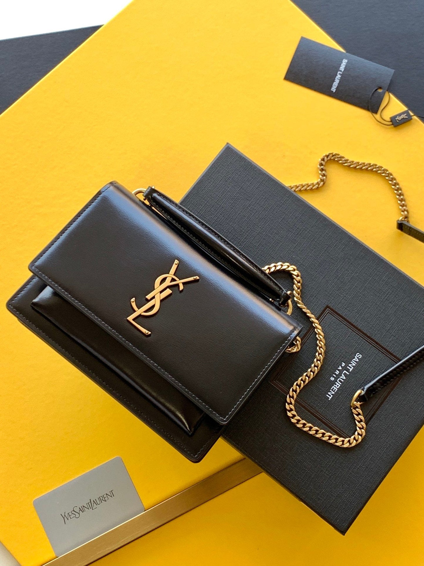 YSL Saint Laurent Sunset Hardware 7in 19cm Gold Chain Handbag