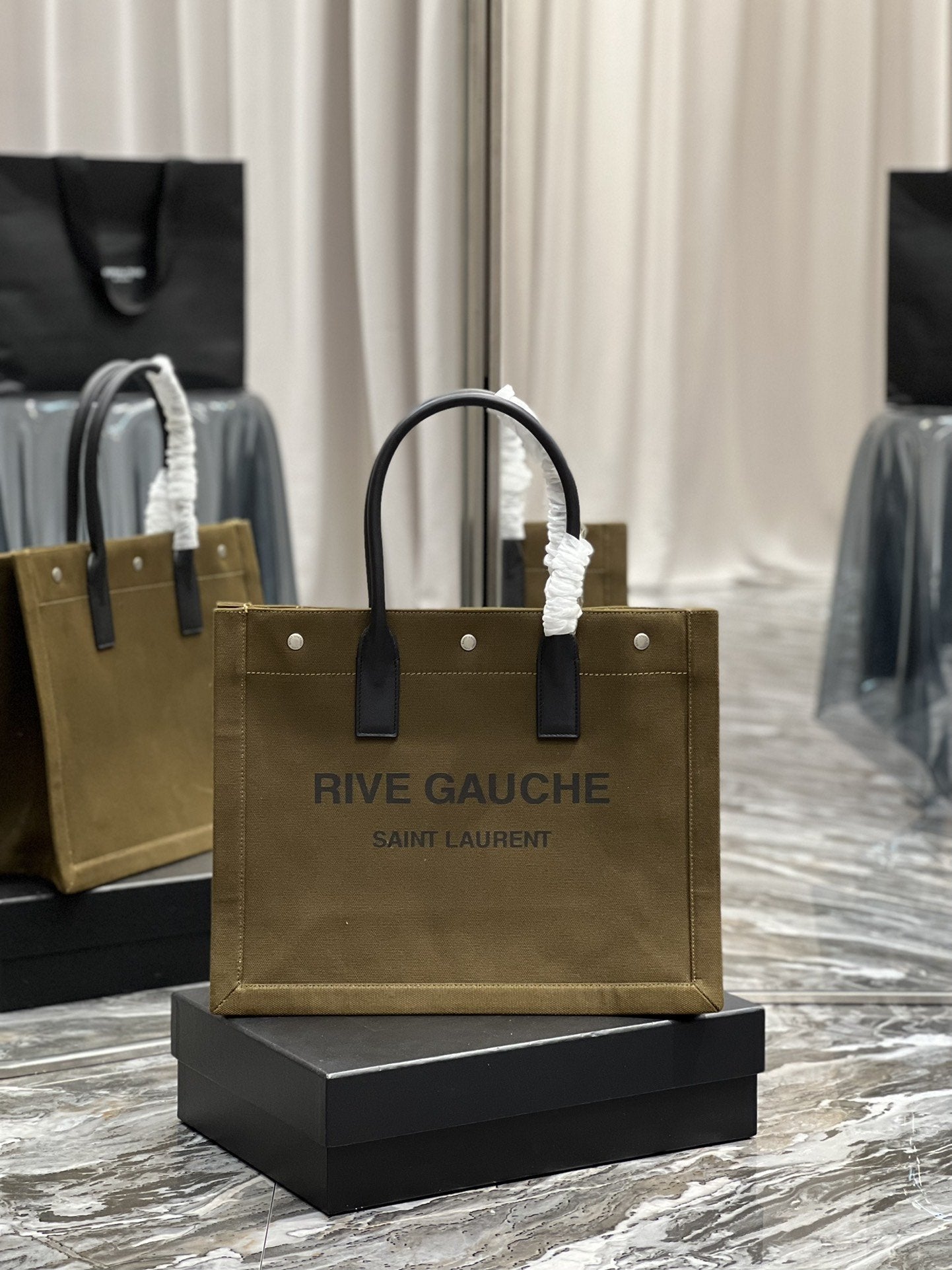 YSL Saint Laurent Rive Gauche Tote Bag 154In39Cm Ysl 3672