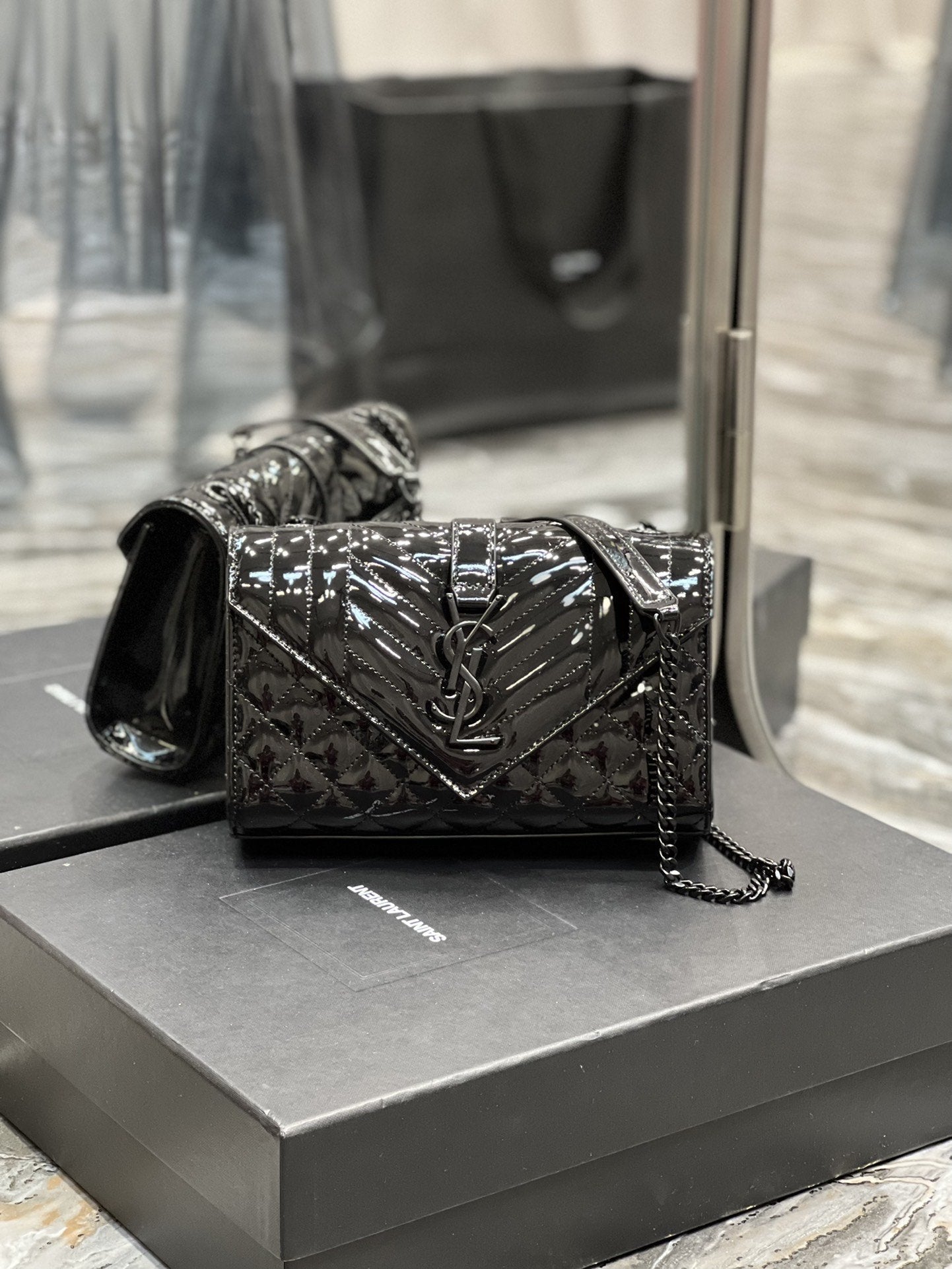 YSL Saint Laurent Envelope Mix MatelassÃ© Embossed Material Grain De Poudre Black Small Handbag