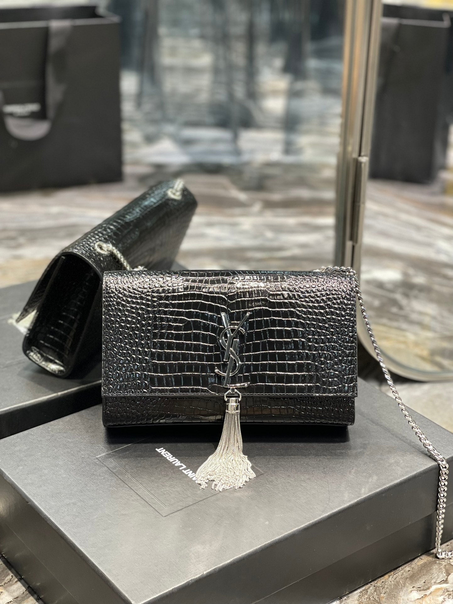YSL Saint Laurent YSL Top Quality Kata Metop Qualityum Bag Black Chain Travel Bag