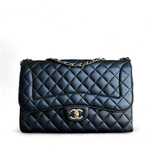 Chanel Chic Flap Jumbo 30CM Quilted Lambskin Black Golden Hardware Series 21